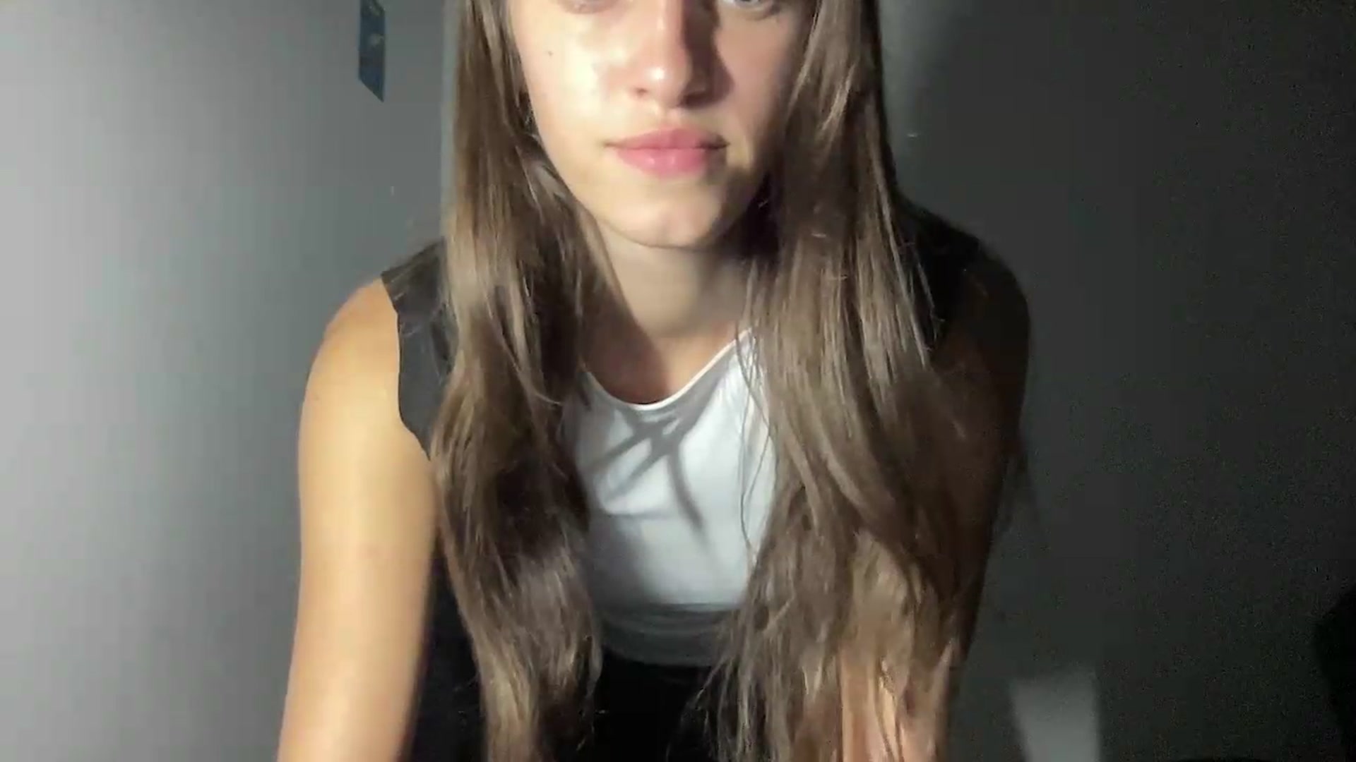 Gallery image thumbnail from Dashamoxy's myfreecams stream on, 07/30/2026, 19:43 image 17 of 20