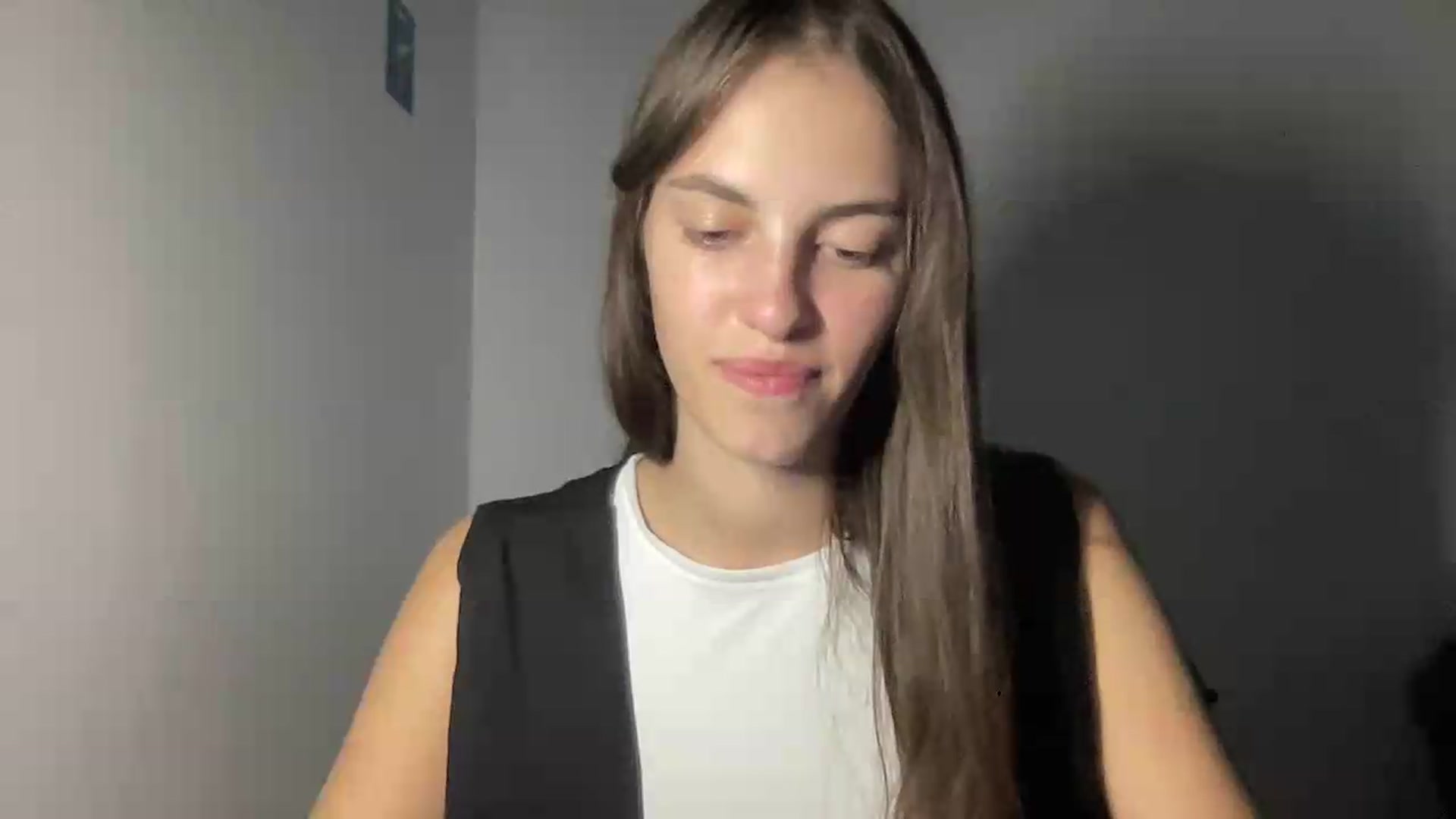 Gallery image thumbnail from Dashamoxy's myfreecams stream on, 07/30/2026, 19:43 image 4 of 20