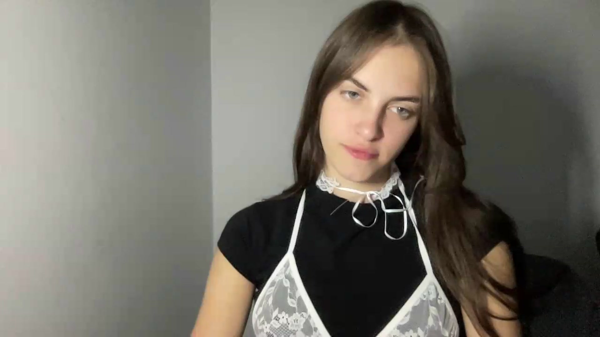 Gallery image thumbnail from Dashamoxy's myfreecams stream on, 08/07/2026, 17:20 image 5 of 20