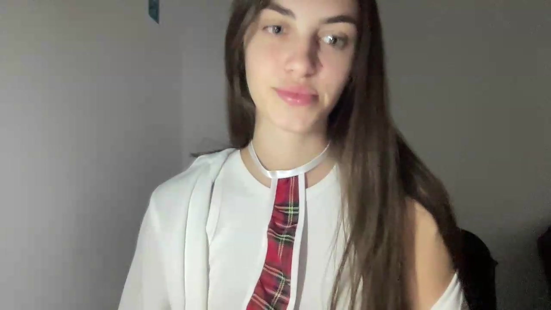 Gallery image thumbnail from Dashamoxy's myfreecams stream on, 08/12/2026, 16:34 image 19 of 20