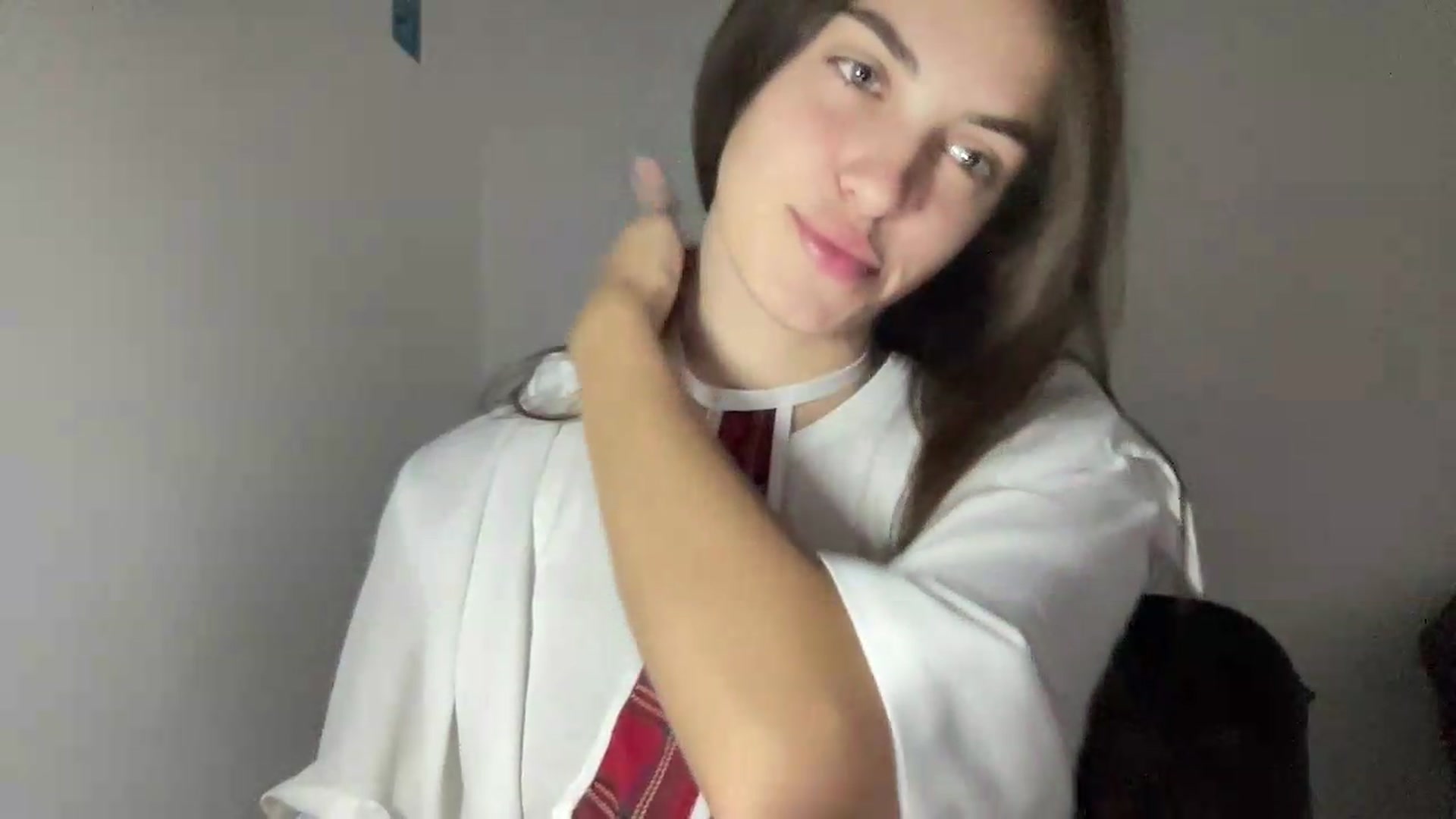 Gallery image thumbnail from Dashamoxy's myfreecams stream on, 08/12/2026, 16:34 image 18 of 20