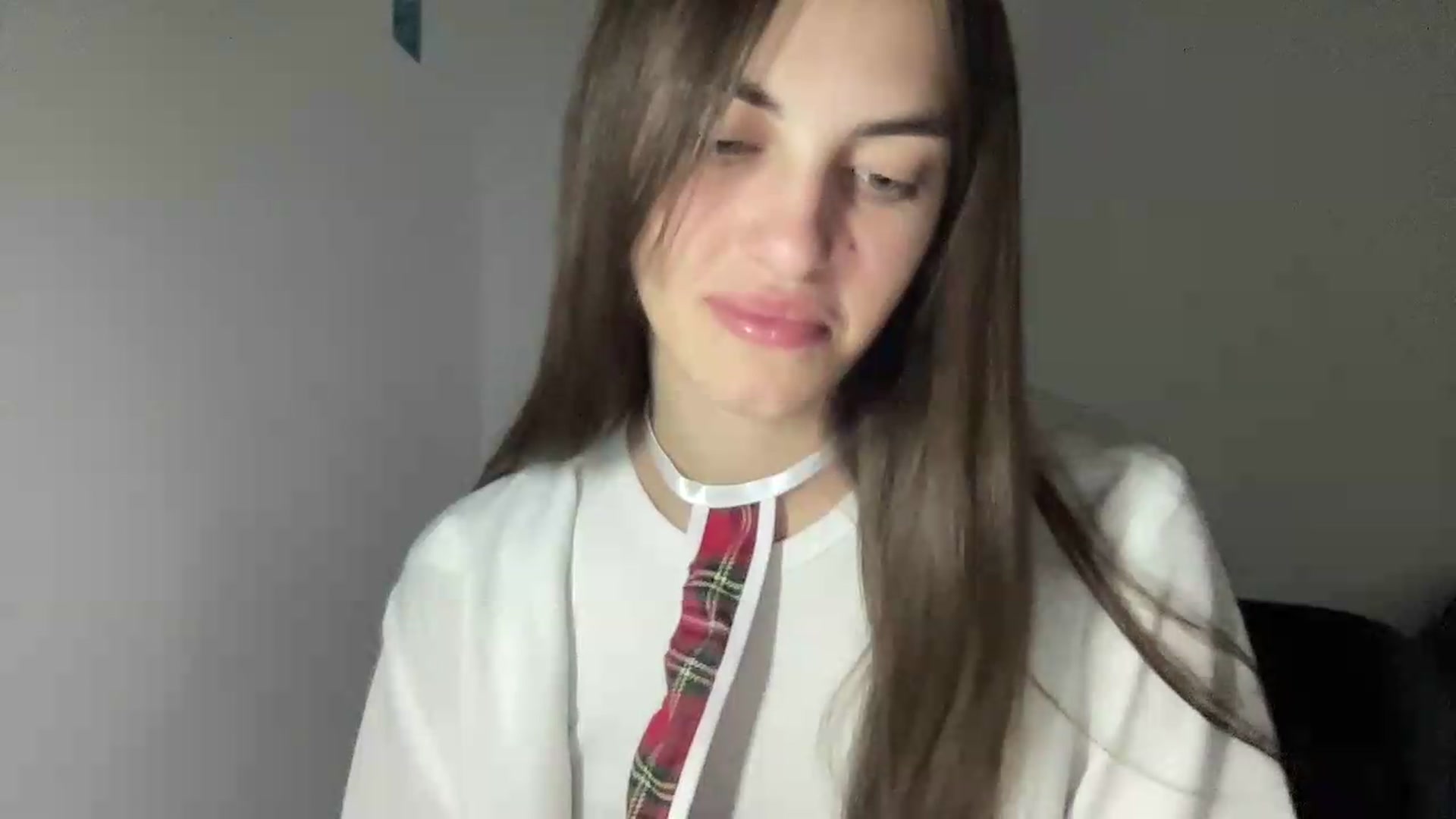 Gallery image thumbnail from Dashamoxy's myfreecams stream on, 08/12/2026, 17:27 image 3 of 20