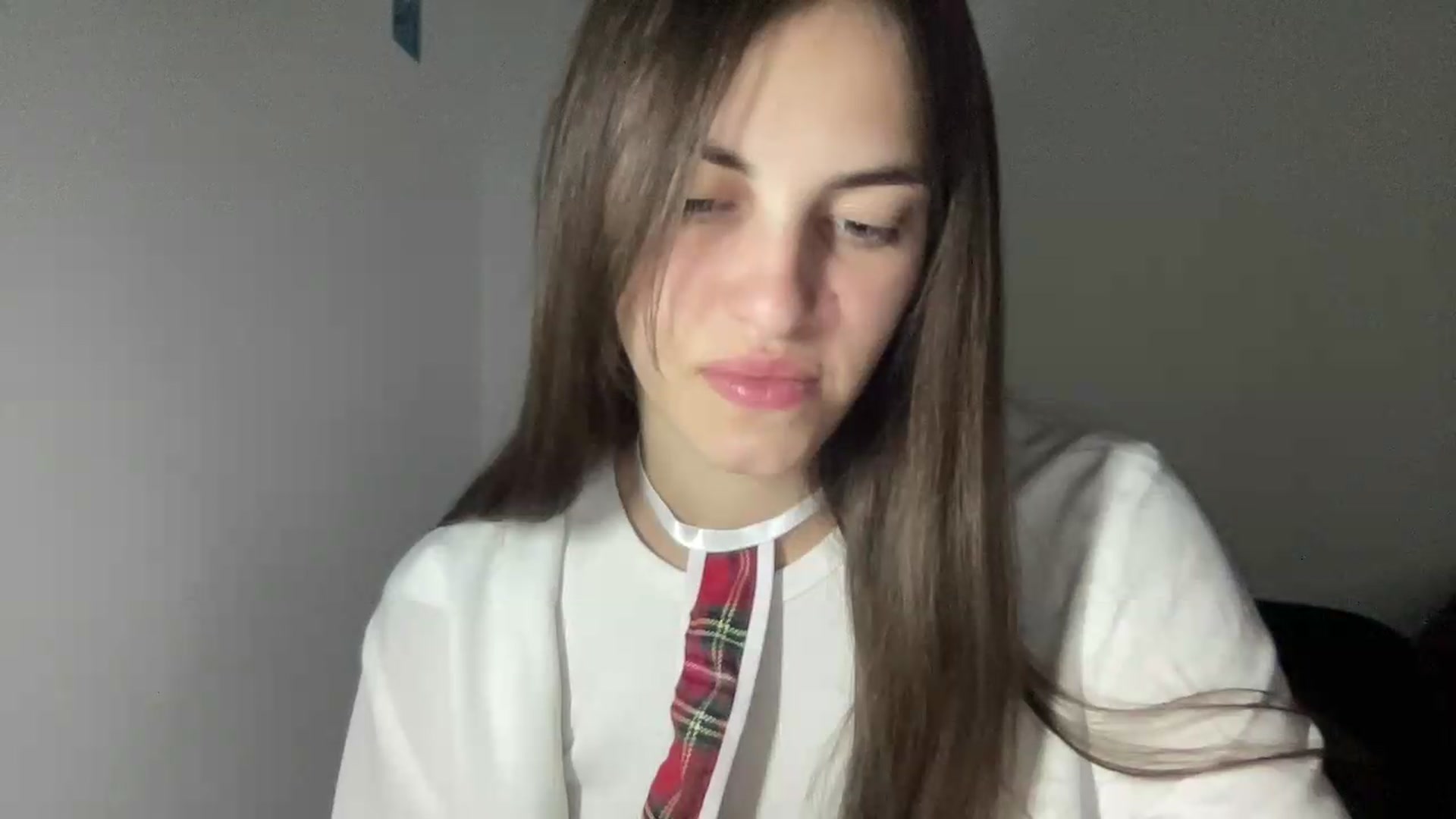 Gallery image thumbnail from Dashamoxy's myfreecams stream on, 08/12/2026, 17:27 image 4 of 20
