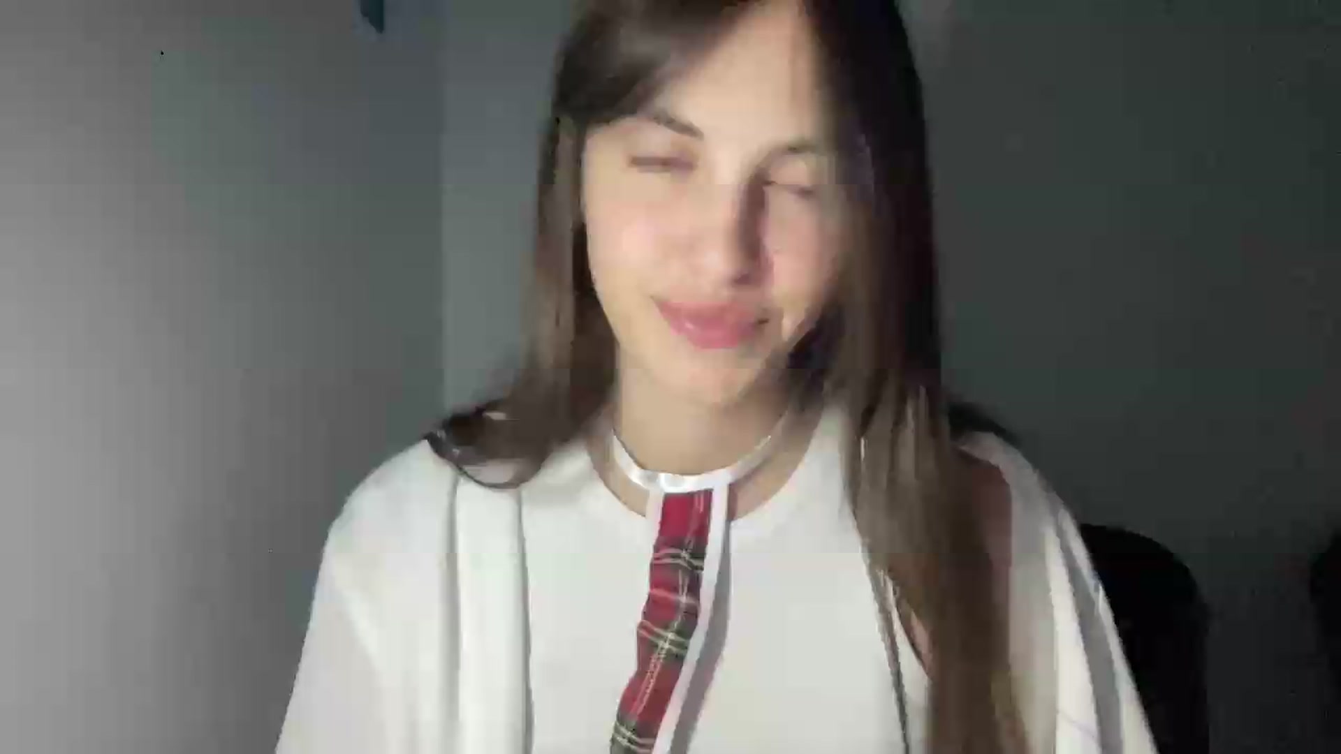 Gallery image thumbnail from Dashamoxy's myfreecams stream on, 08/12/2026, 17:27 image 20 of 20