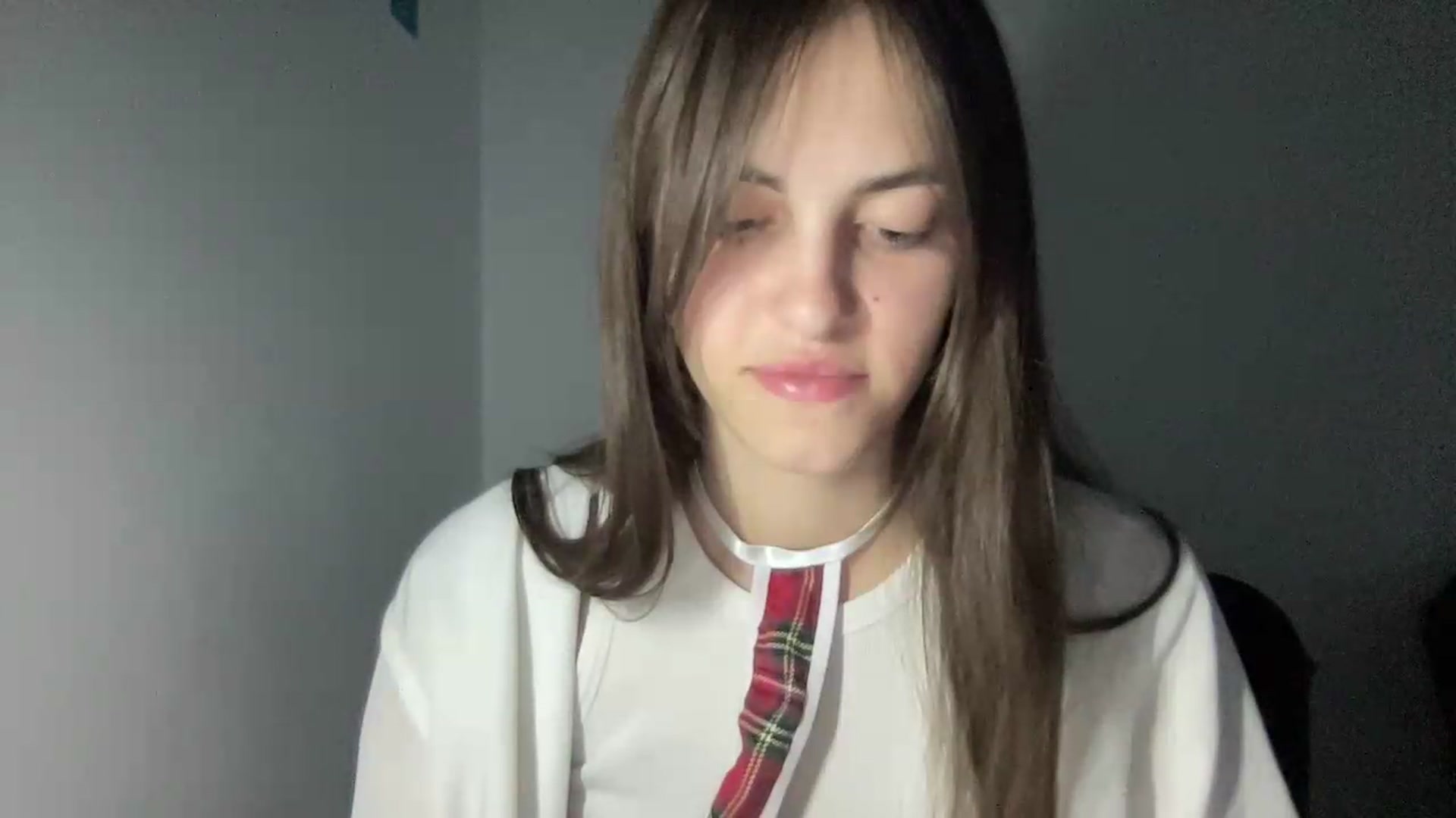 Gallery image thumbnail from Dashamoxy's myfreecams stream on, 08/12/2026, 17:27 image 17 of 20