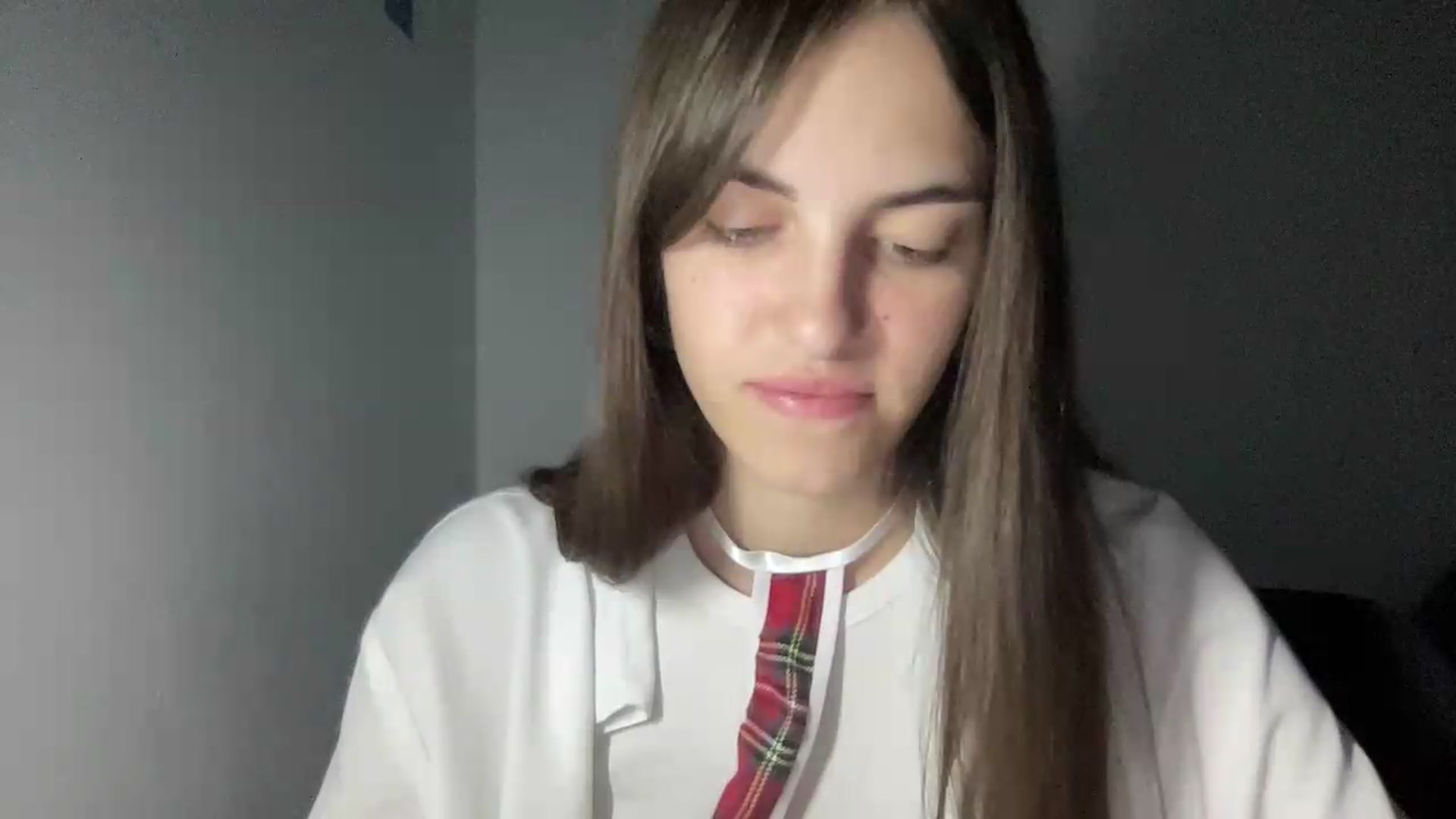 Gallery image thumbnail from Dashamoxy's myfreecams stream on, 08/12/2026, 18:13 image 5 of 20