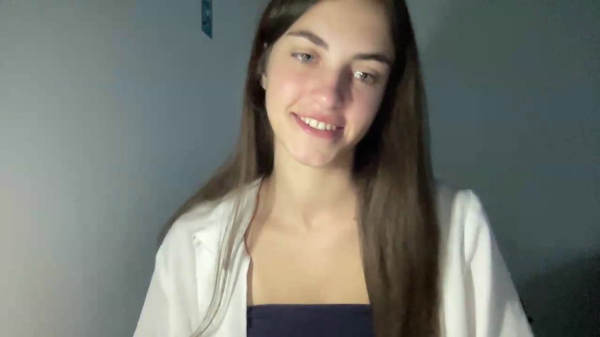 Gallery image thumbnail from Dashamoxy's myfreecams stream on, 08/16/2026, 16:57 image 11 of 20