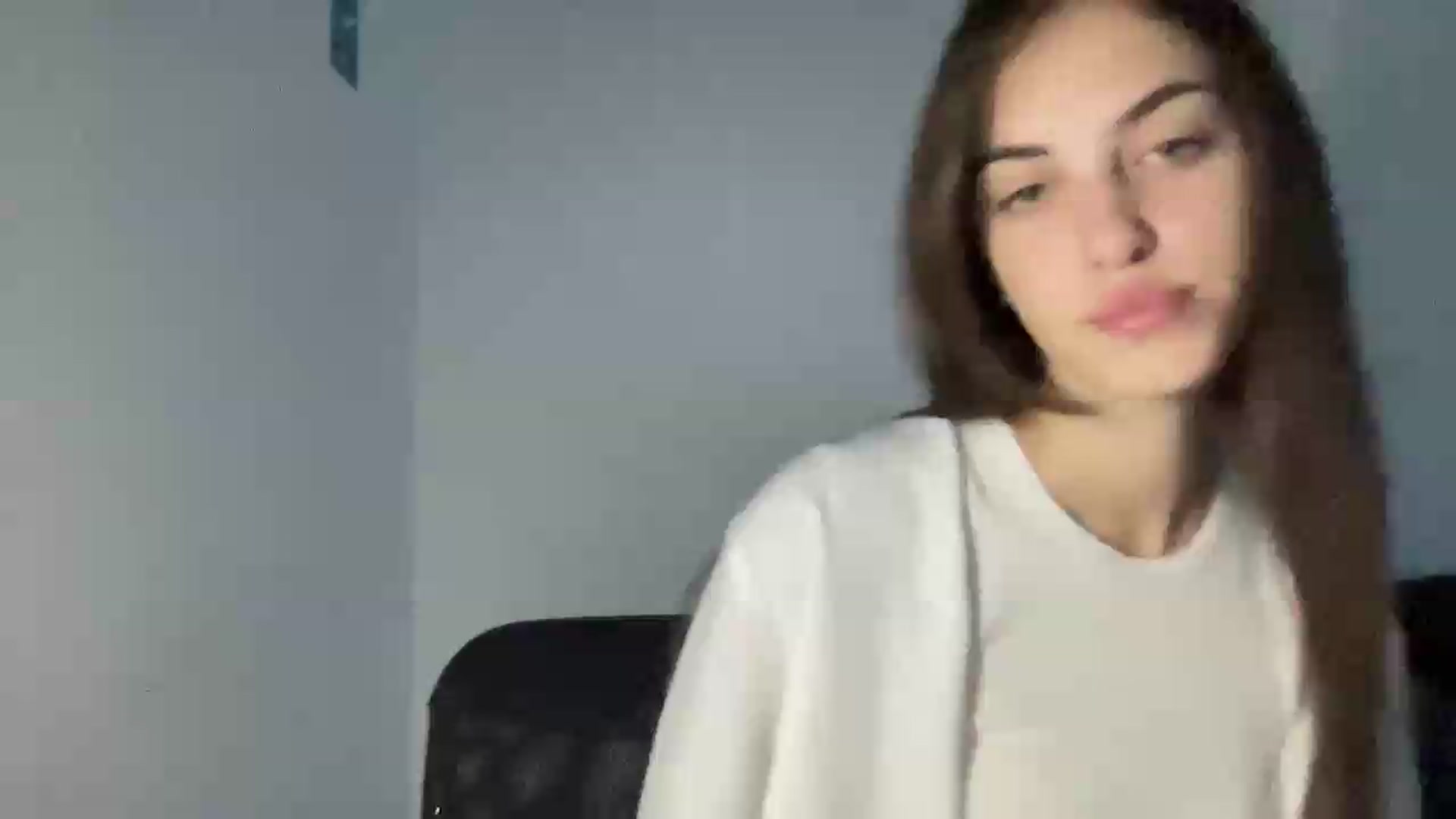 Gallery image thumbnail from Dashamoxy's myfreecams stream on, 08/17/2026, 17:01 image 1 of 20