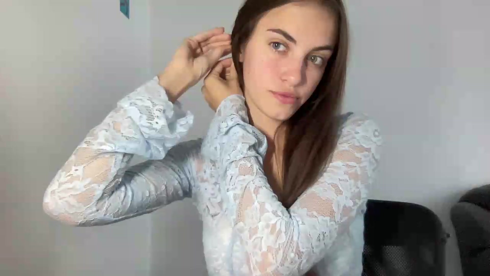 Gallery image thumbnail from Dashamoxy's myfreecams stream on, 08/18/2026, 12:39 image 5 of 20