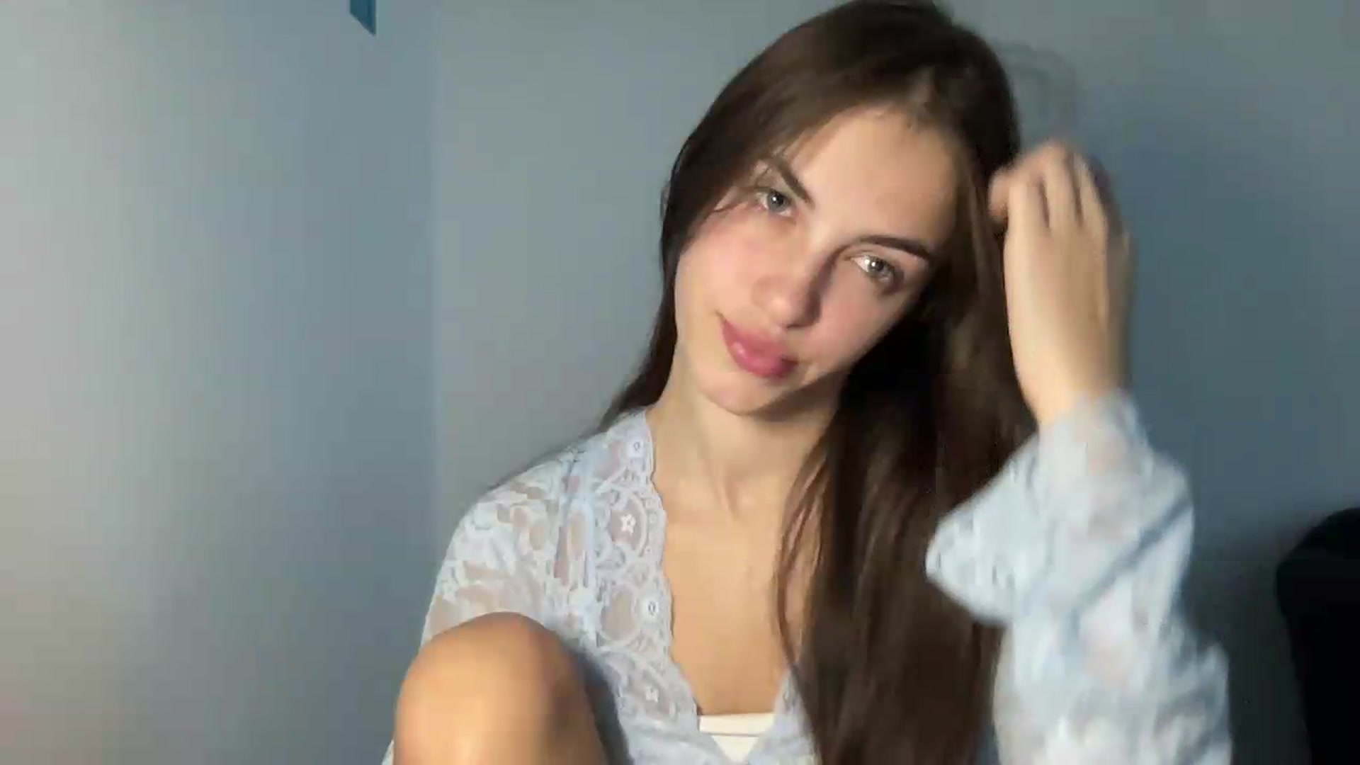 Gallery image thumbnail from Dashamoxy's myfreecams stream on, 08/18/2026, 14:23 image 13 of 20