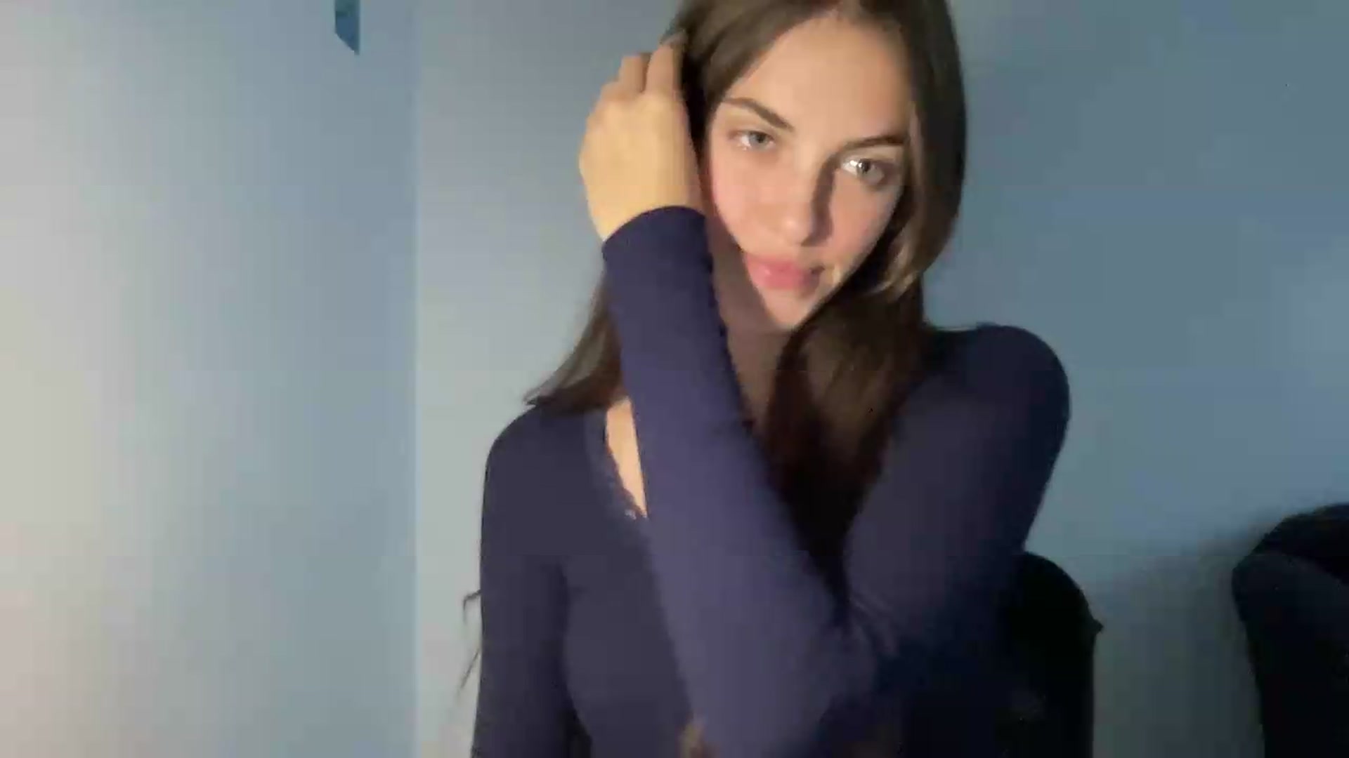 Gallery image thumbnail from Dashamoxy's myfreecams stream on, 08/20/2026, 13:11 image 15 of 20