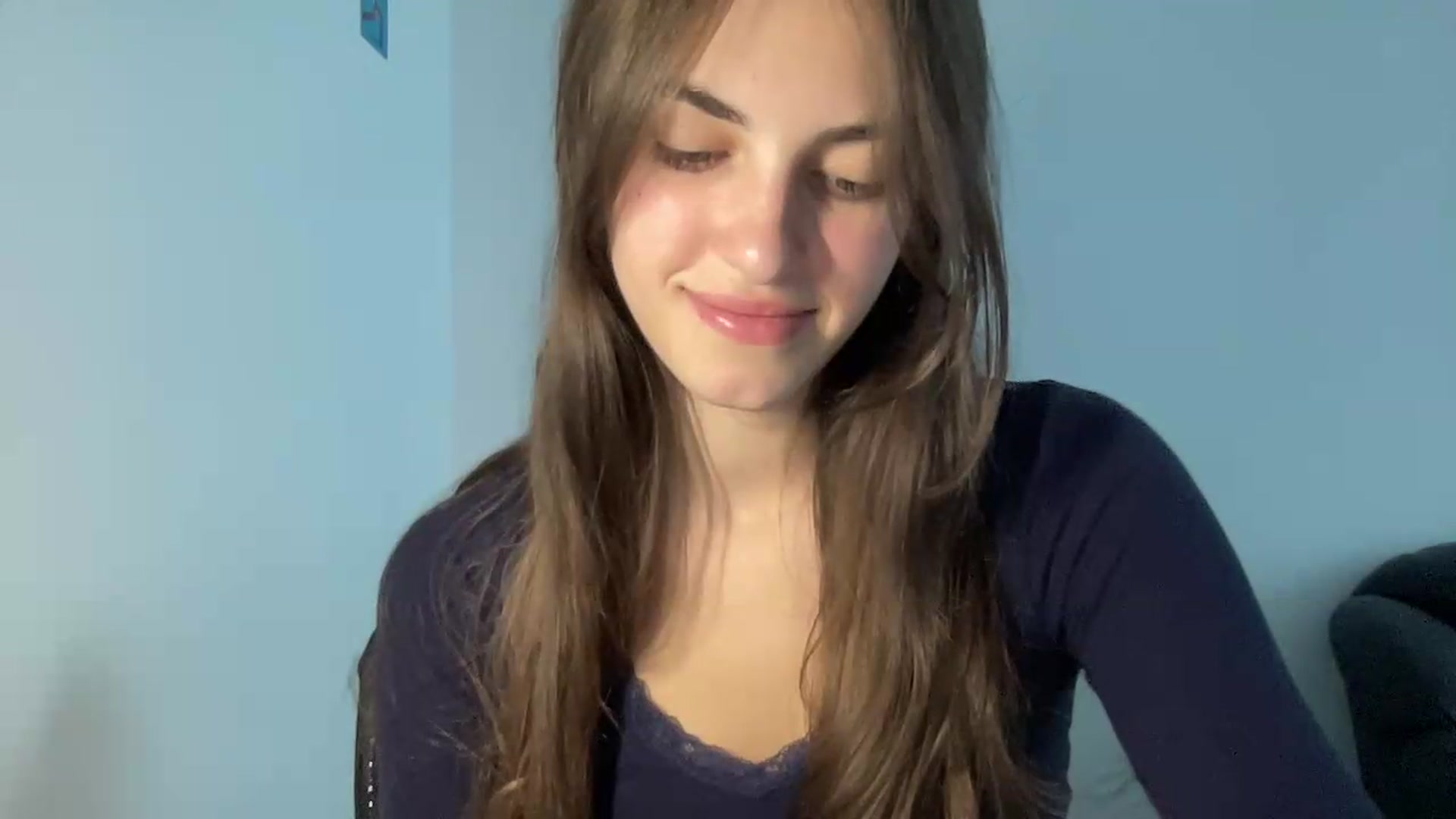 Gallery image thumbnail from Dashamoxy's myfreecams stream on, 08/20/2026, 13:11 image 6 of 20