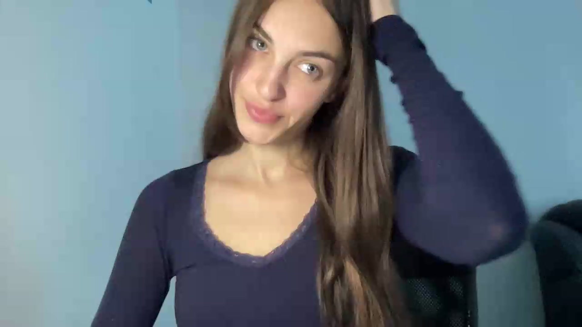 Gallery image thumbnail from Dashamoxy's myfreecams stream on, 08/20/2026, 13:43 image 13 of 20