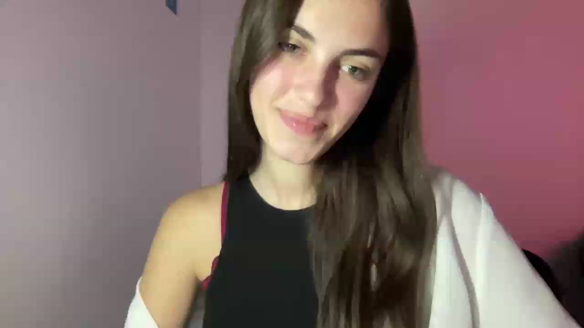 Gallery image thumbnail from Dashamoxy's myfreecams stream on, 08/26/2026, 17:59 image 20 of 20