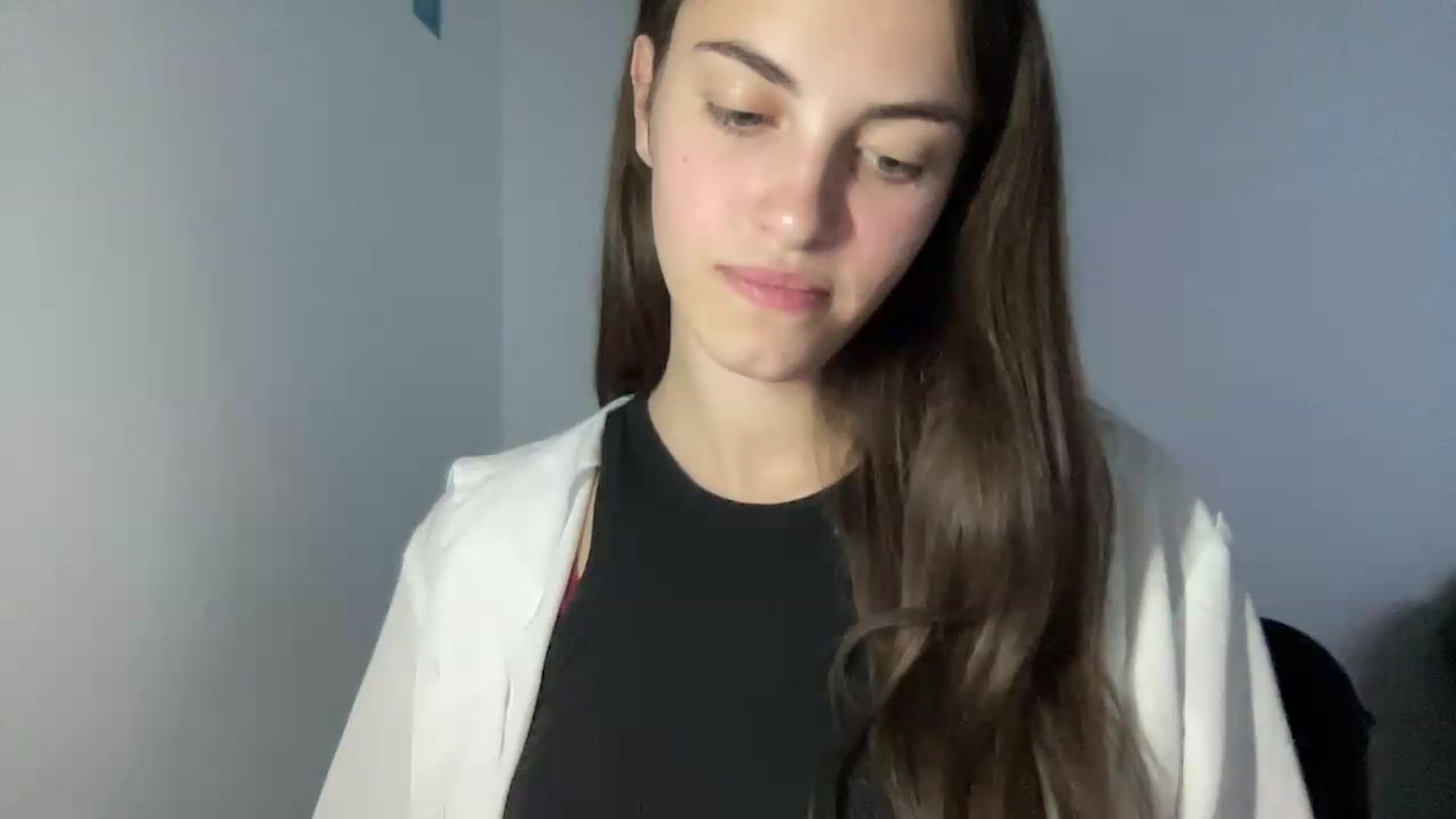 Gallery image thumbnail from Dashamoxy's myfreecams stream on, 08/26/2026, 17:59 image 19 of 20