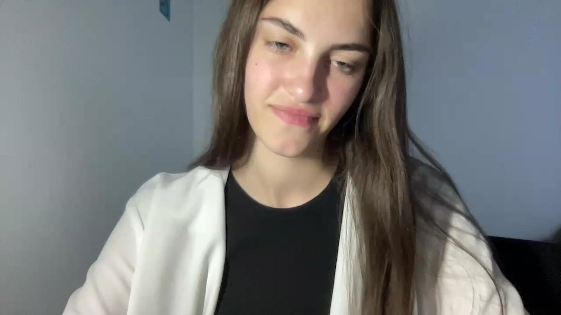 Gallery image thumbnail from Dashamoxy's myfreecams stream on, 08/26/2026, 17:58 image 2 of 20