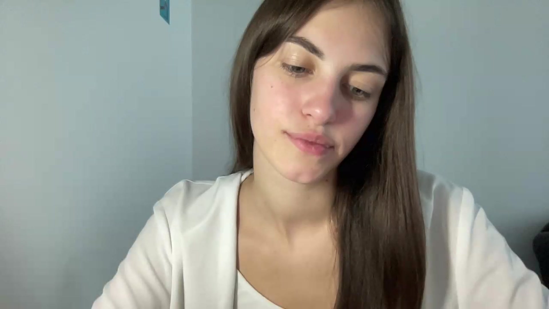 Gallery image thumbnail from Dashamoxy's myfreecams stream on, 08/27/2026, 13:32 image 8 of 20