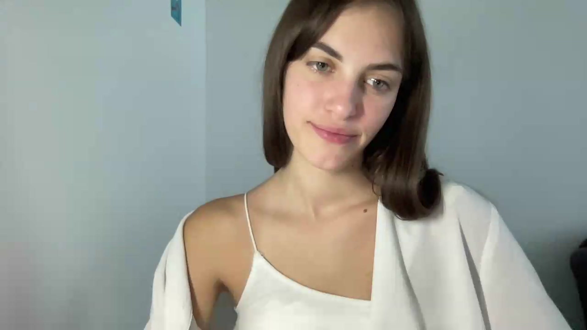 Gallery image thumbnail from Dashamoxy's myfreecams stream on, 08/27/2026, 13:32 image 16 of 20