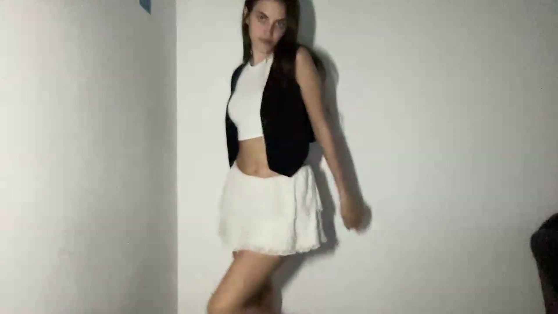 Gallery image thumbnail from Dashamoxy's myfreecams stream on, 08/28/2026, 15:36 image 14 of 20