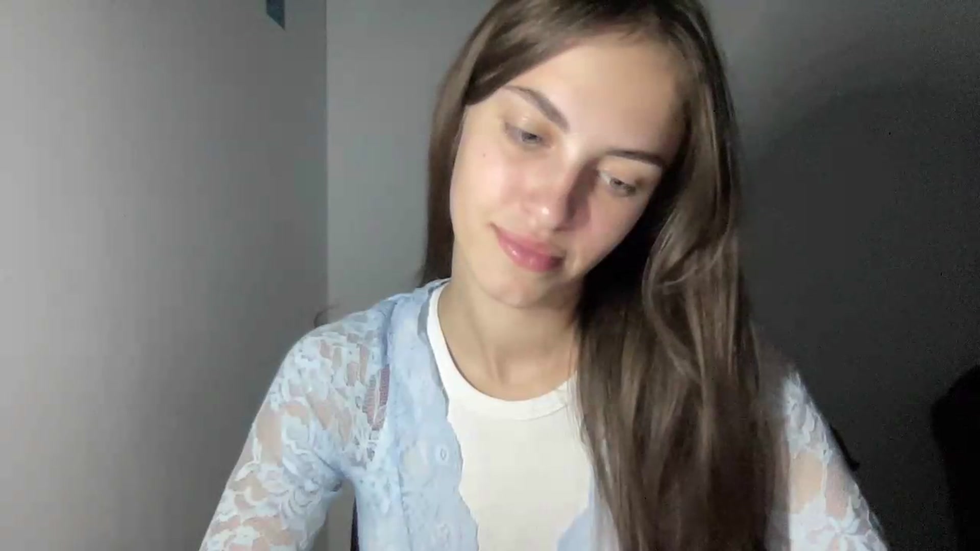 Gallery image thumbnail from Dashamoxy's myfreecams stream on, 08/30/2026, 17:33 image 11 of 20
