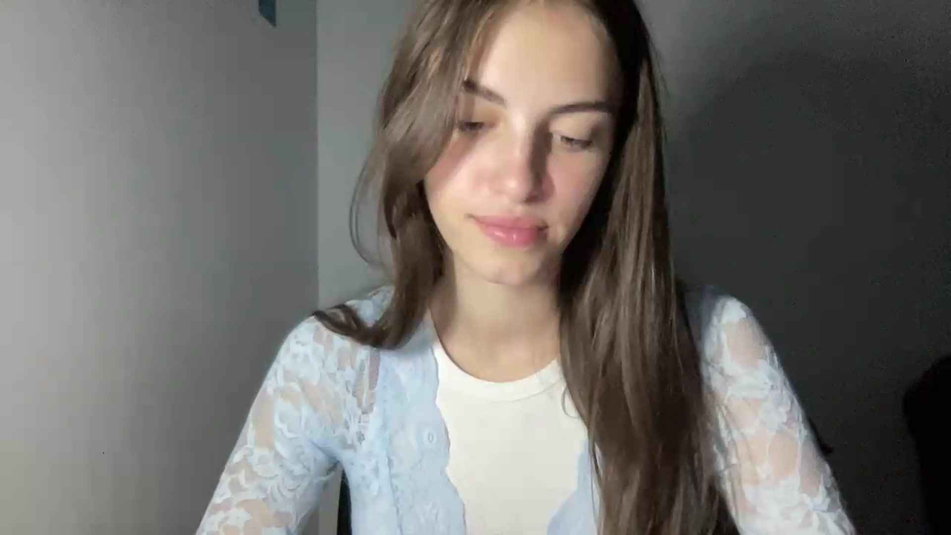 Gallery image thumbnail from Dashamoxy's myfreecams stream on, 08/30/2026, 17:33 image 8 of 20