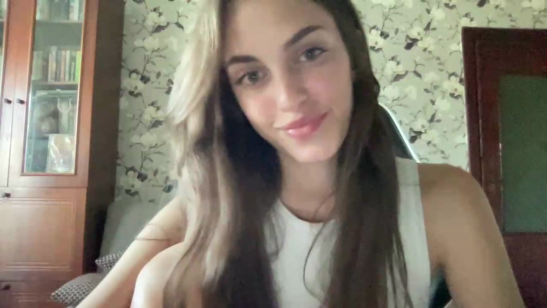 Gallery image thumbnail from Dashamoxy's myfreecams stream on, 09/02/2026, 13:32 image 20 of 20