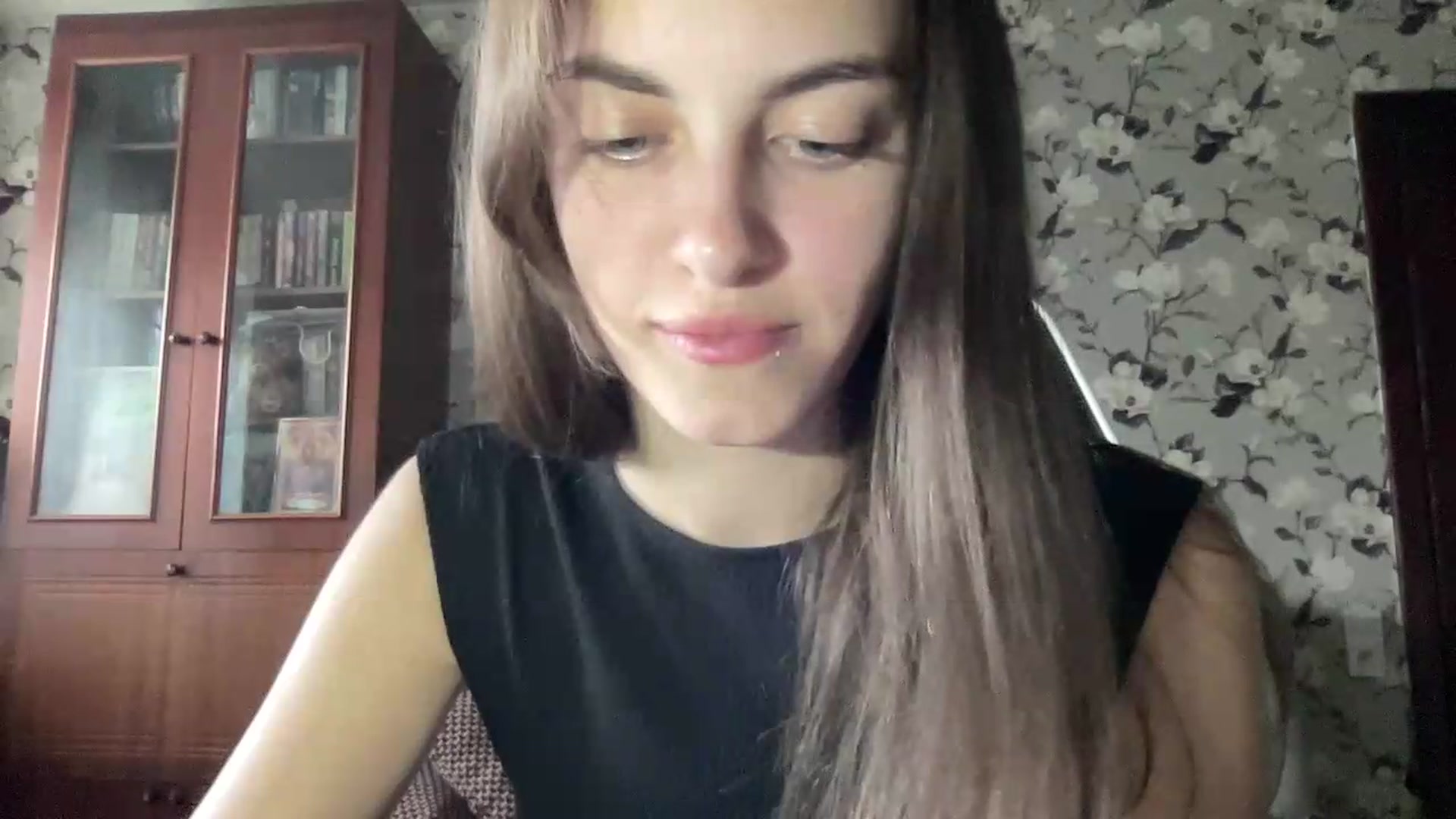 Gallery image thumbnail from Dashamoxy's myfreecams stream on, 09/03/2026, 13:41 image 4 of 20