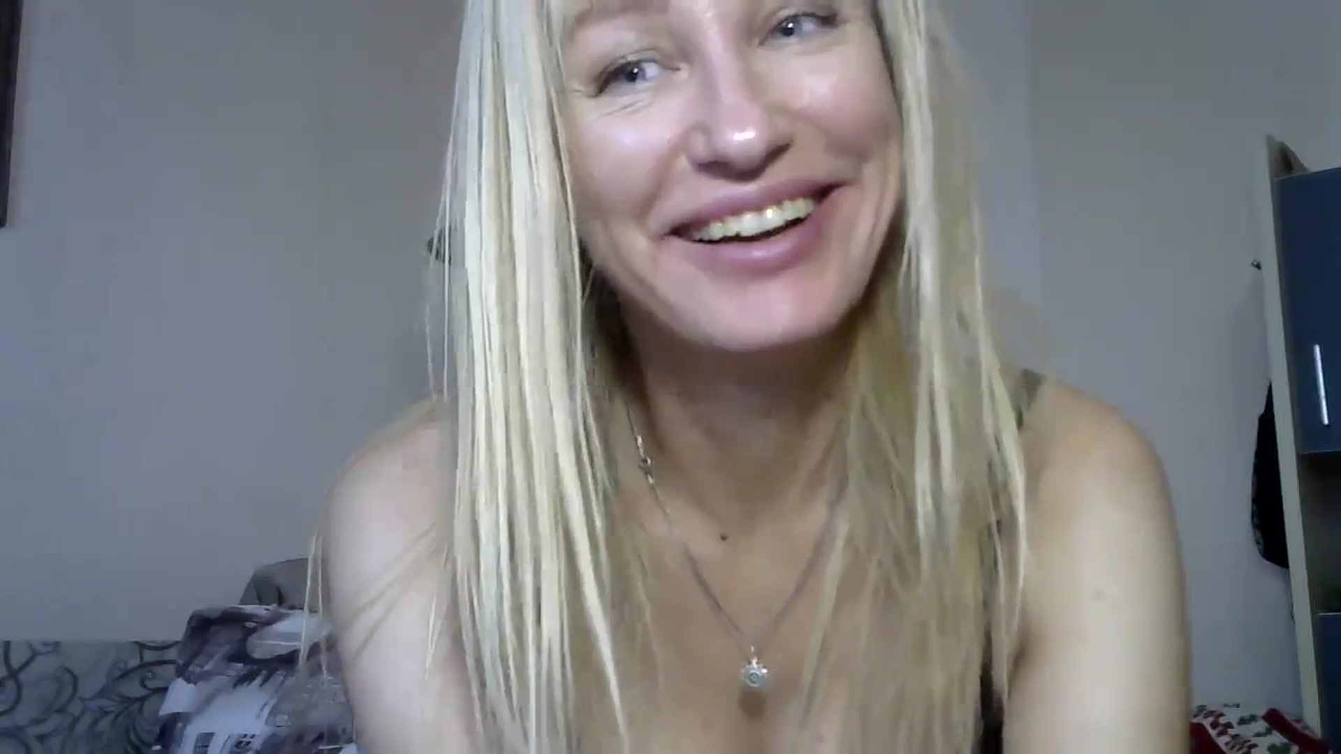 Gallery image thumbnail from DashikaBlond's myfreecams stream on, 09/05/2024, 14:13 image 2 of 20
