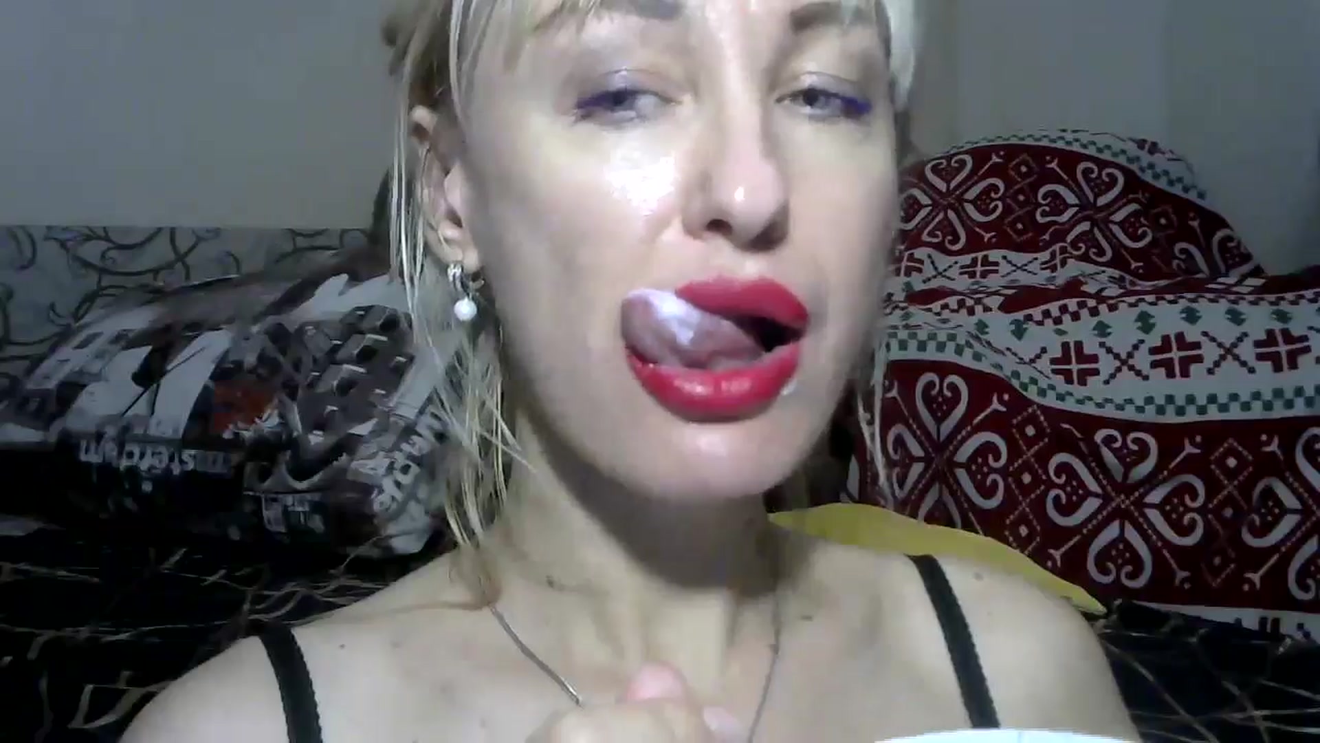 Gallery image thumbnail from DashikaBlond's myfreecams stream on, 09/13/2024, 17:14 image 8 of 20