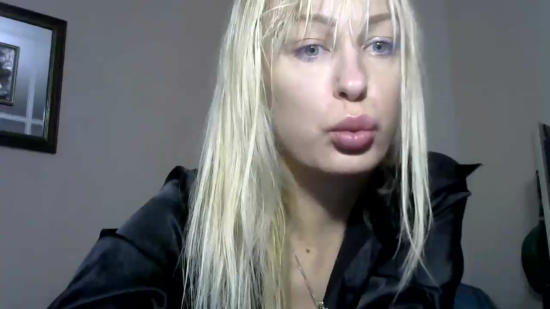Gallery image thumbnail from DashikaBlond's myfreecams stream on, 10/31/2024, 13:53 image 16 of 20