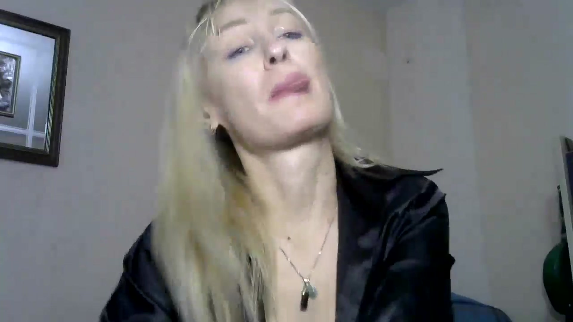 Gallery image thumbnail from DashikaBlond's myfreecams stream on, 10/31/2024, 13:53 image 19 of 20
