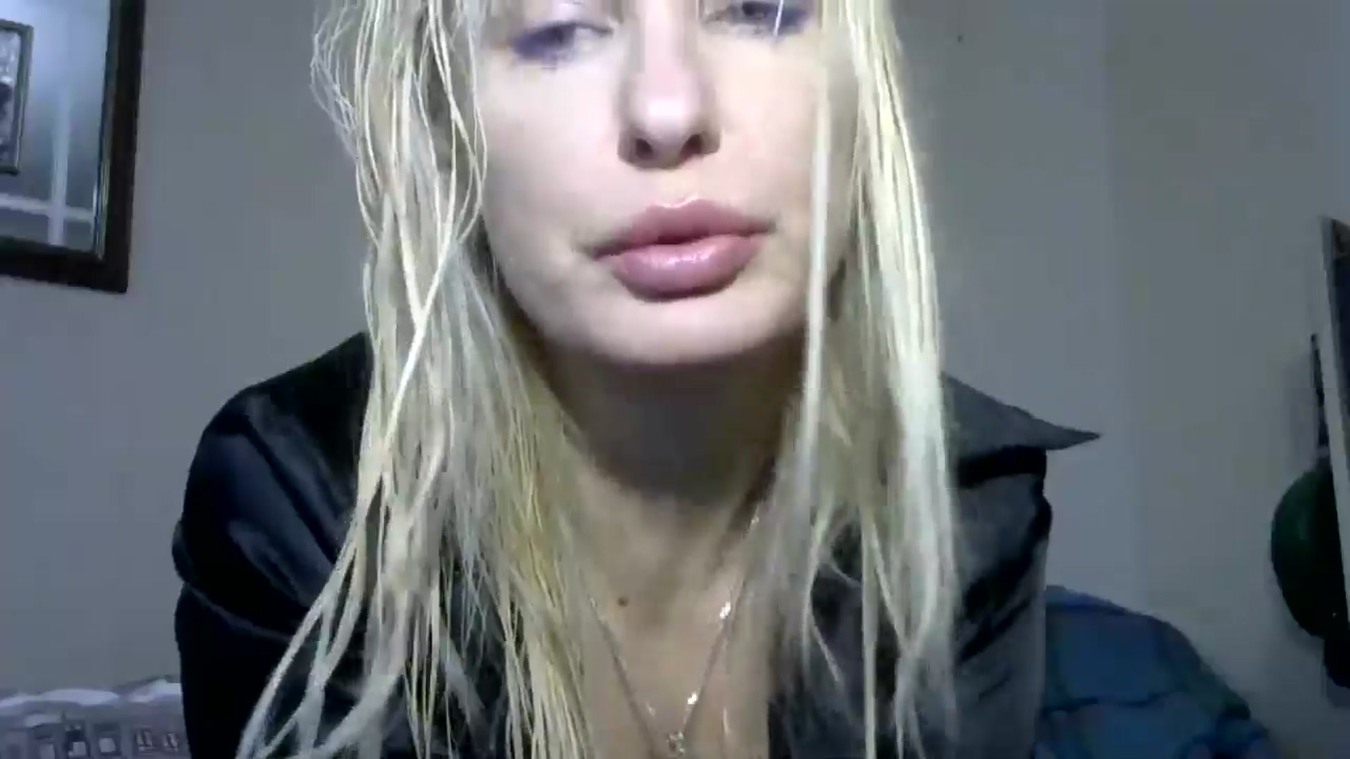 Gallery image thumbnail from DashikaBlond's myfreecams stream on, 10/31/2024, 13:53 image 5 of 20