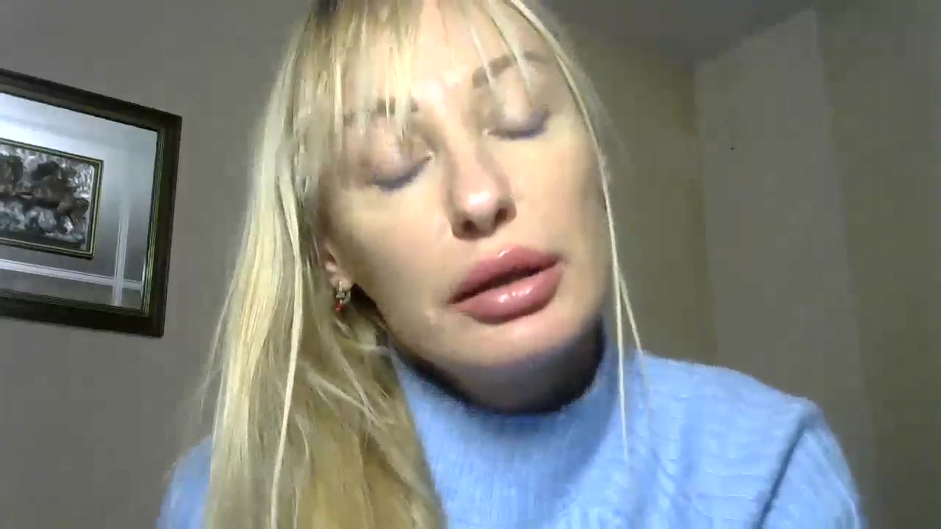 Gallery image thumbnail from DashikaBlond's myfreecams stream on, 10/31/2024, 15:51 image 9 of 20