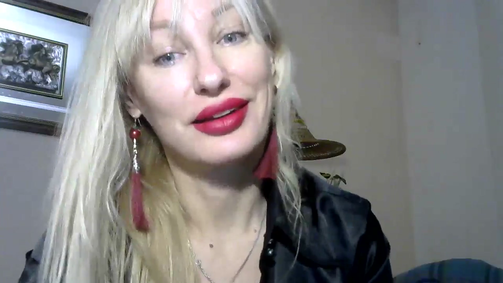 Gallery image thumbnail from DashikaBlond's myfreecams stream on, 11/02/2024, 18:55 image 8 of 20