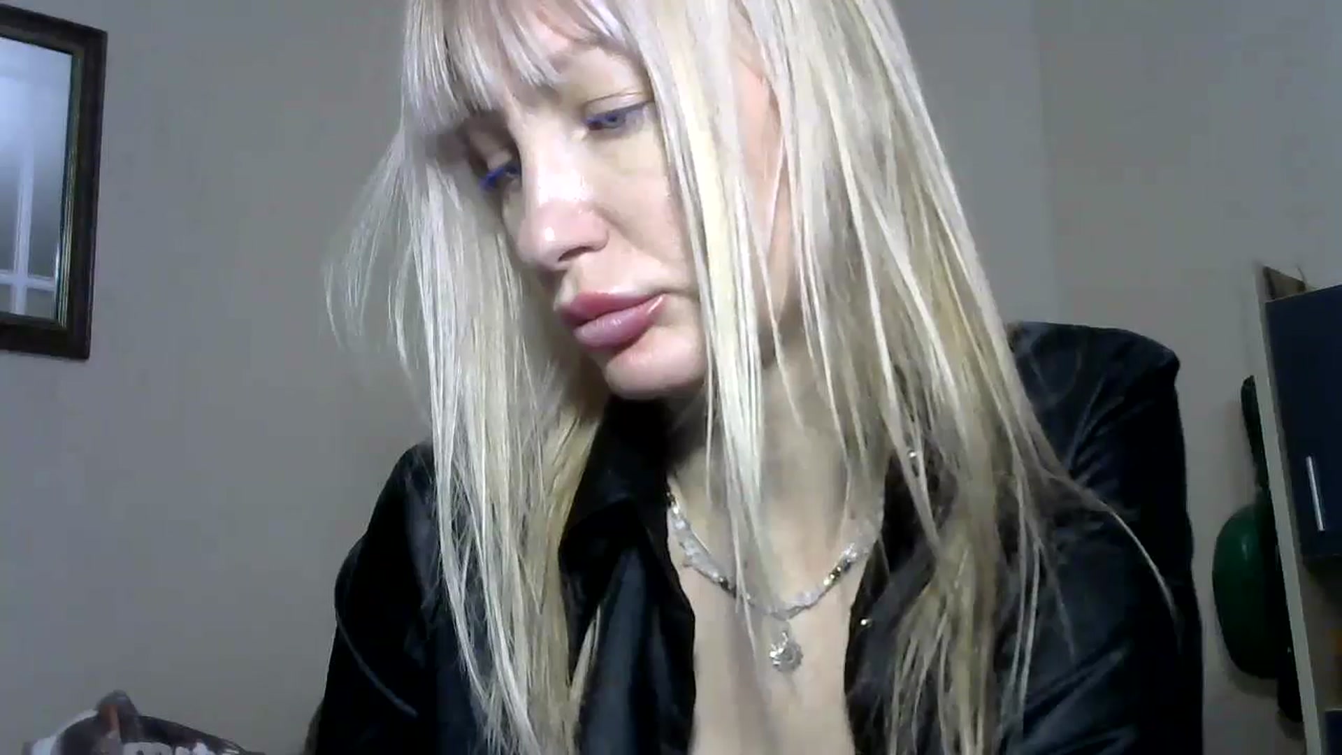 Gallery image thumbnail from DashikaBlond's myfreecams stream on, 11/23/2024, 14:13 image 20 of 20
