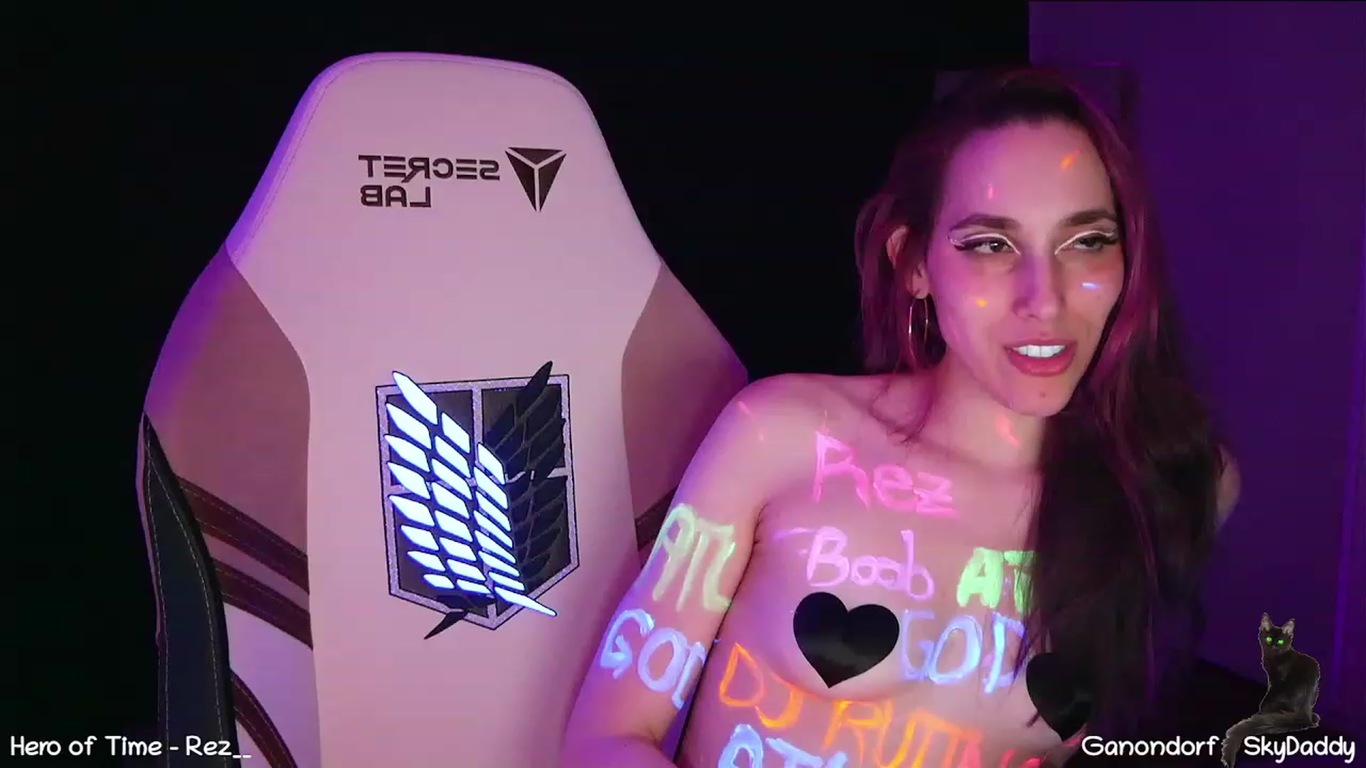 Gallery image thumbnail from Dashy's myfreecams stream on, 11/20/2022, 14:39 image 19 of 20
