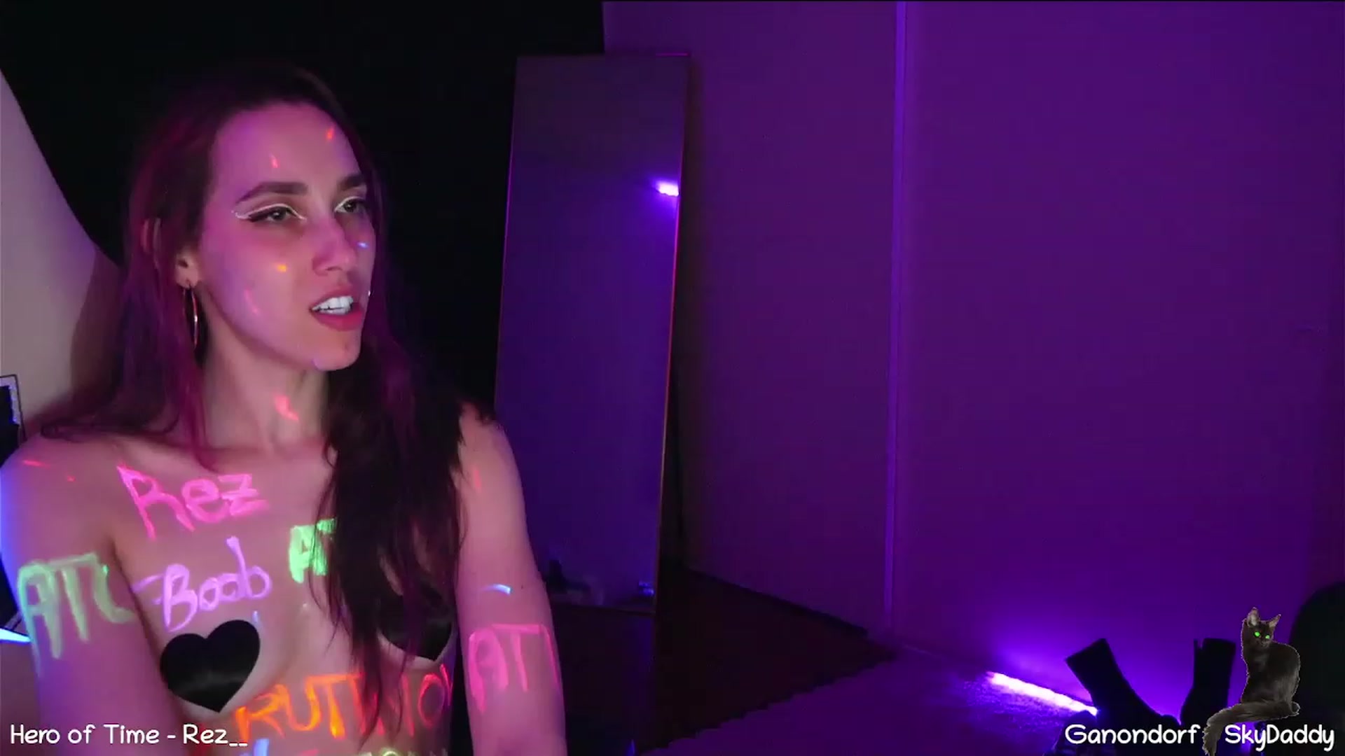 Gallery image thumbnail from Dashy's myfreecams stream on, 11/20/2022, 14:39 image 5 of 20