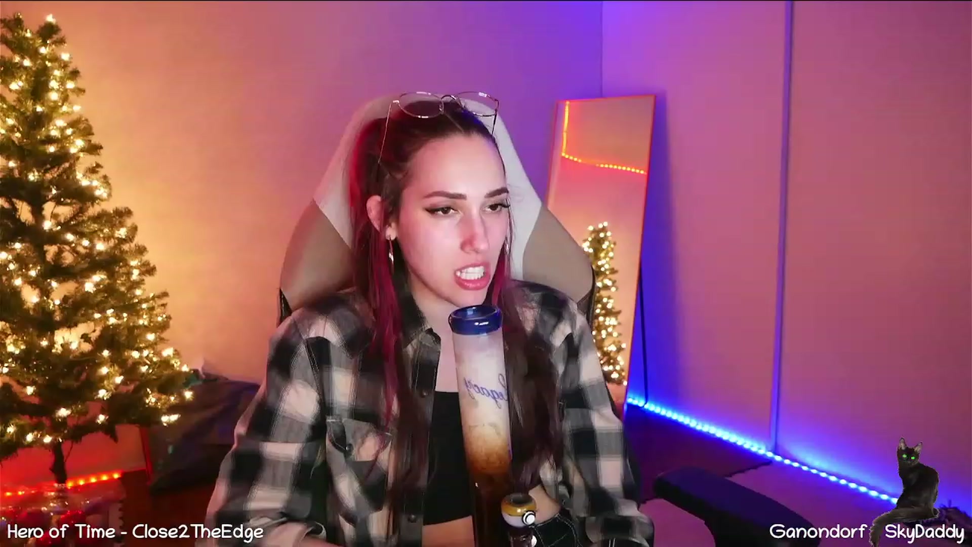 Gallery image thumbnail from Dashy's myfreecams stream on, 12/01/2022, 12:40 image 3 of 20