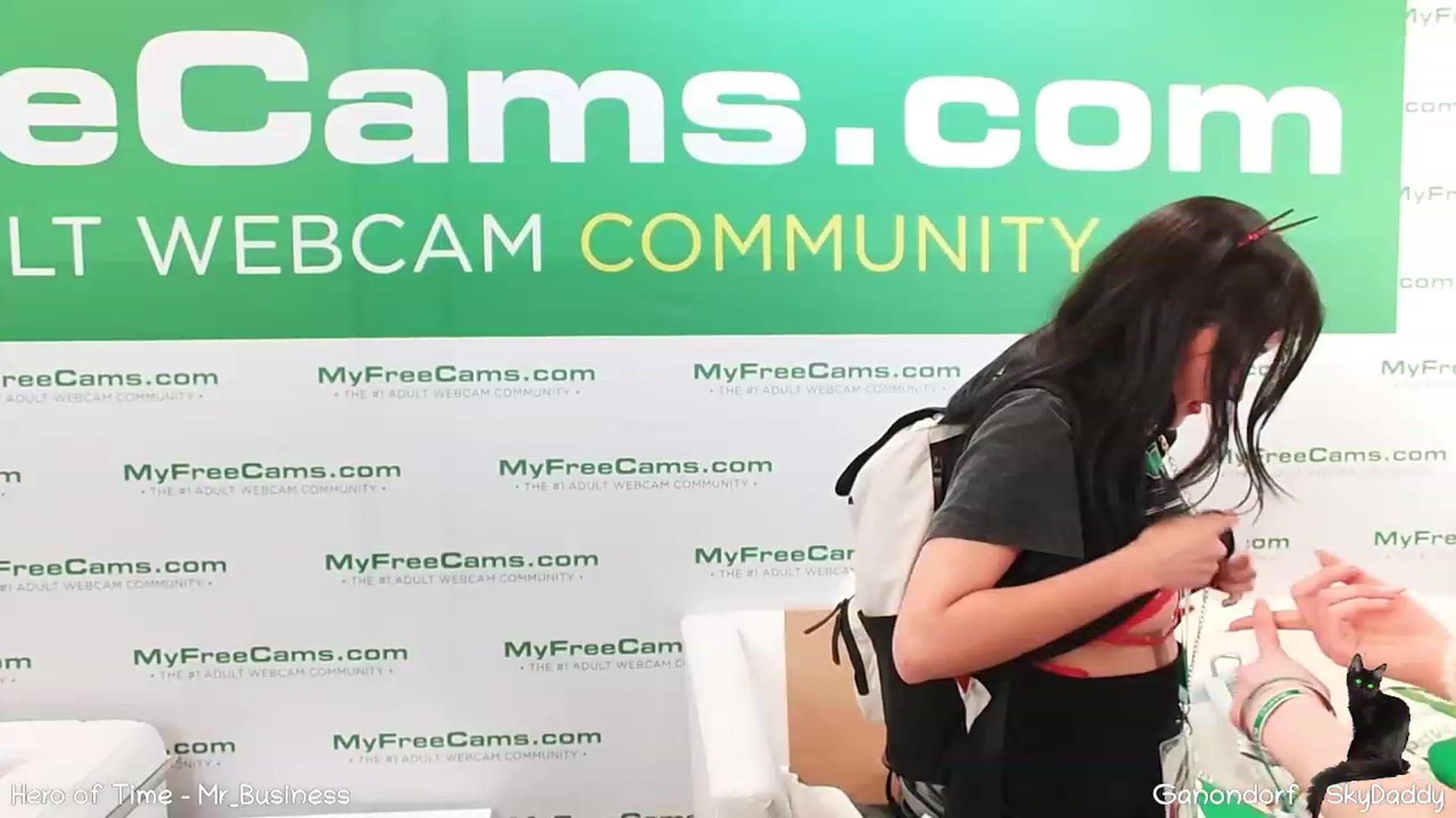 Gallery image thumbnail from Dashy's myfreecams stream on, 01/07/2023, 04:03 image 19 of 20
