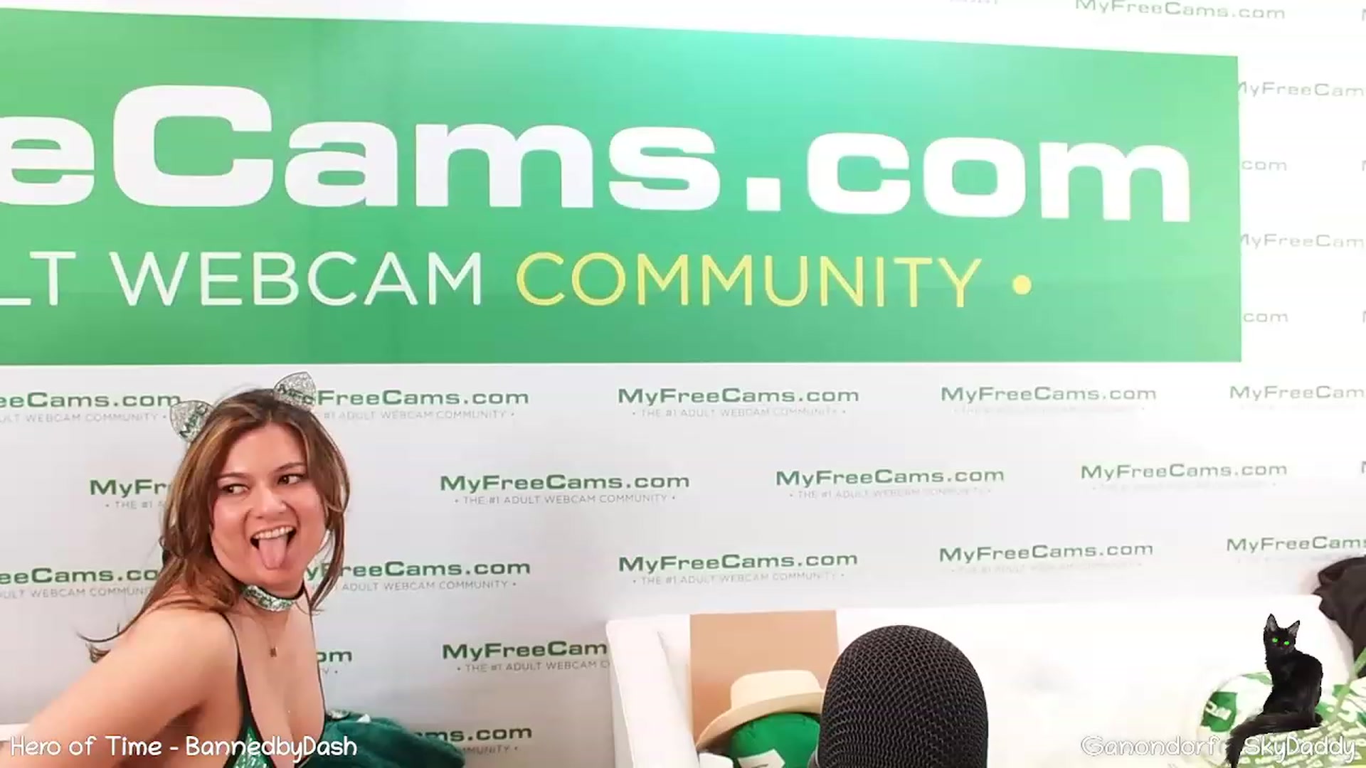 Gallery image thumbnail from Dashy's myfreecams stream on, 01/07/2023, 04:03 image 5 of 20