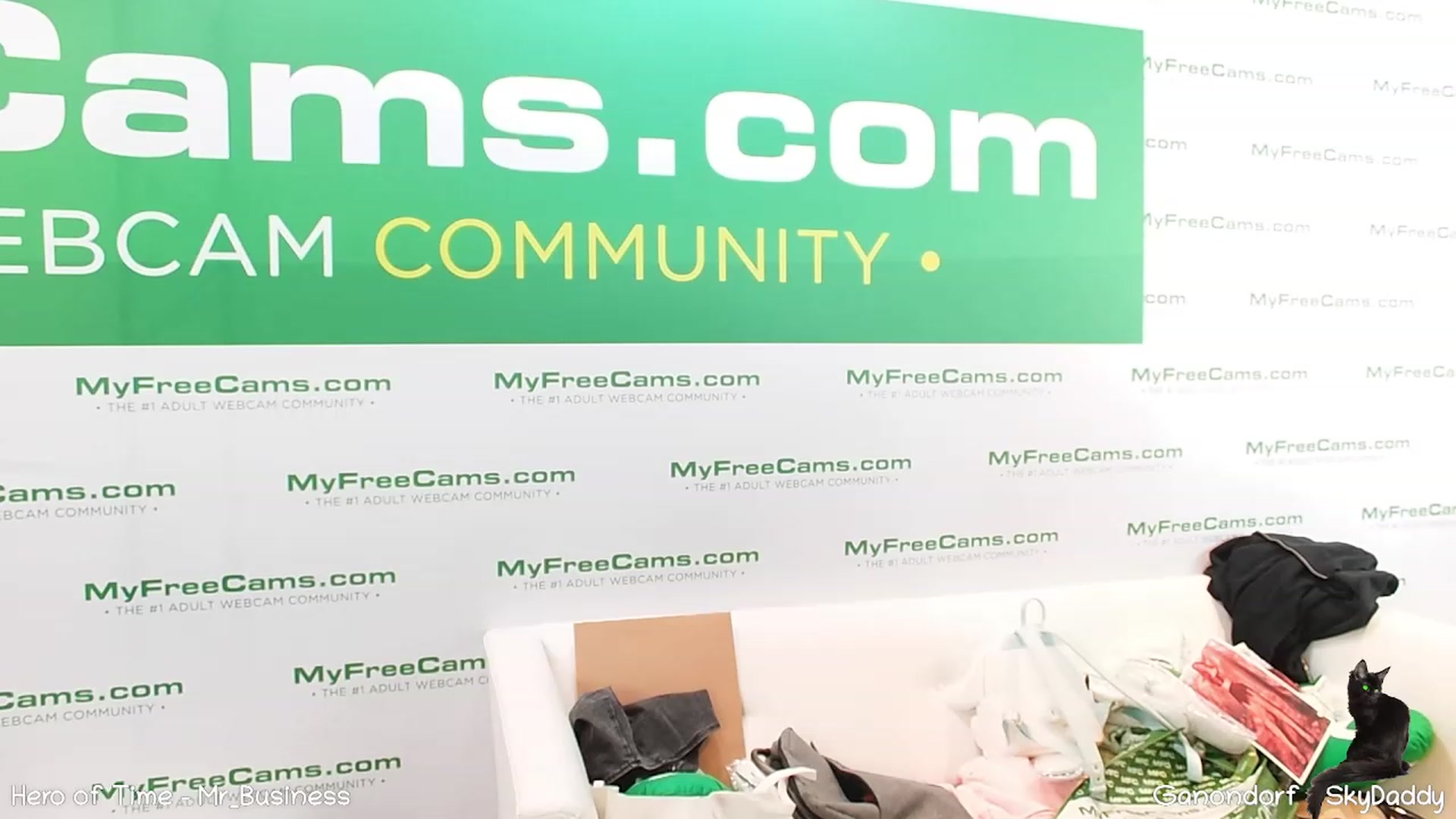 Gallery image thumbnail from Dashy's myfreecams stream on, 01/07/2023, 04:03 image 10 of 20