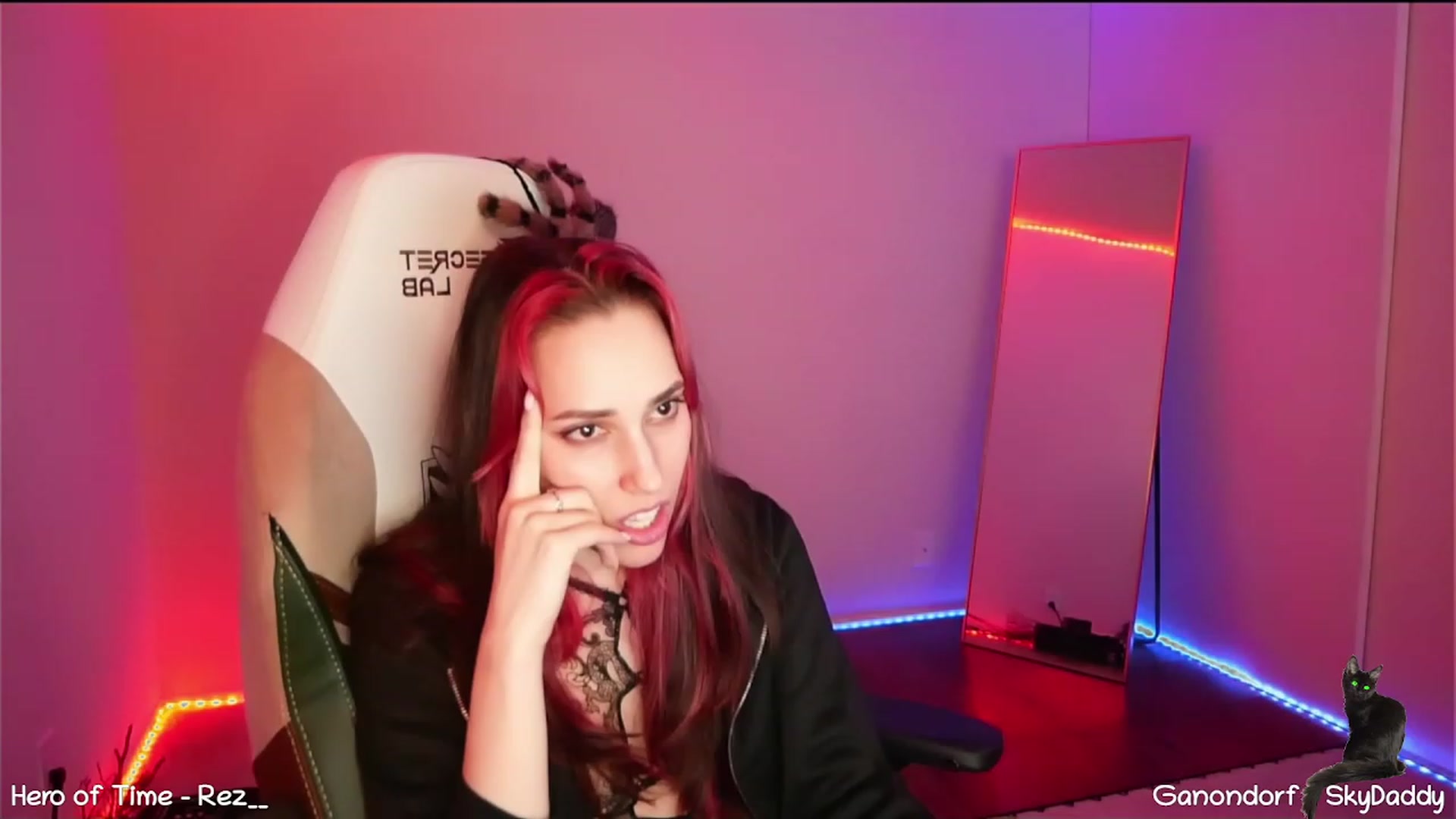 Gallery image thumbnail from Dashy's myfreecams stream on, 02/04/2023, 12:05 image 17 of 20