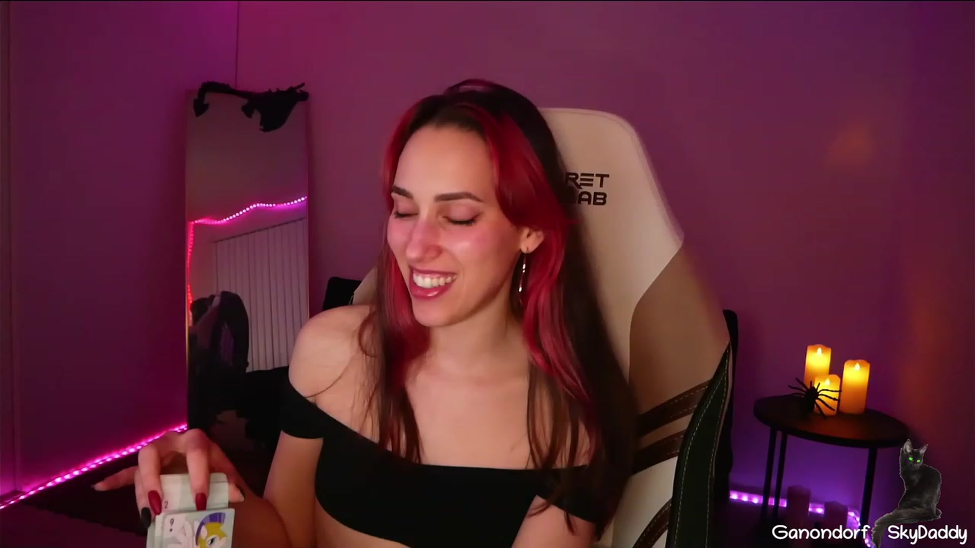 Gallery image thumbnail from Dashy's myfreecams stream on, 03/25/2023, 07:19 image 15 of 20