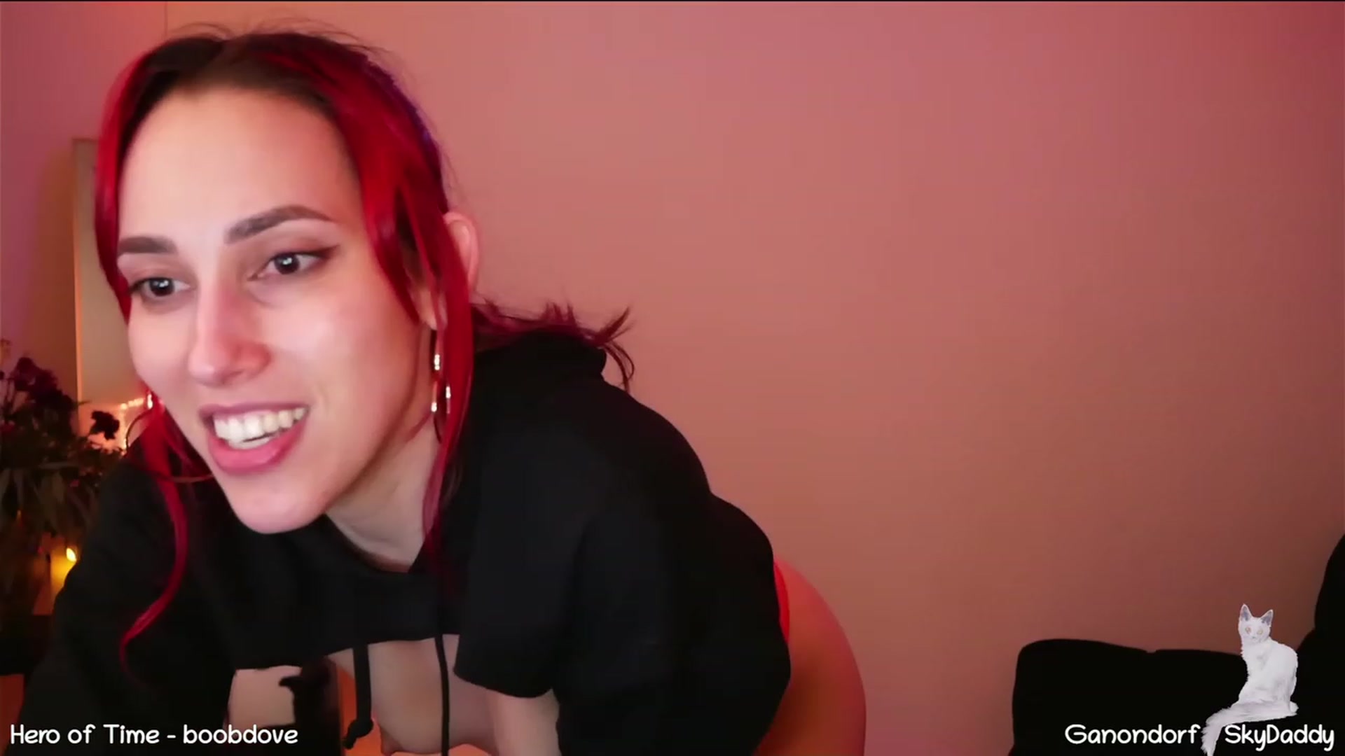 Gallery image thumbnail from Dashy's myfreecams stream on, 04/06/2023, 12:48 image 14 of 20