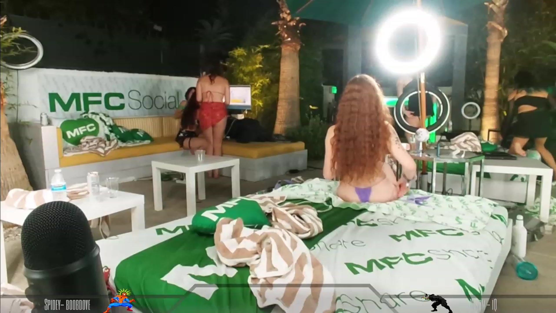Gallery image thumbnail from Dashy's myfreecams stream on, 05/25/2023, 09:28 image 17 of 20