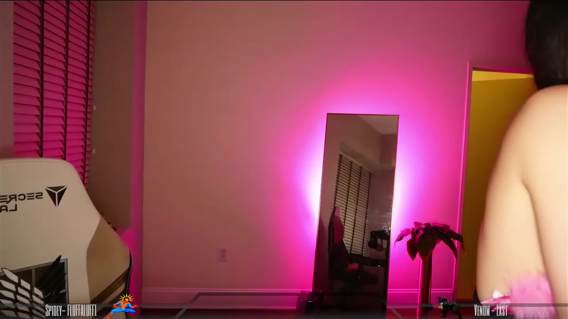 Gallery image thumbnail from Dashy's myfreecams stream on, 07/22/2023, 11:54 image 3 of 20