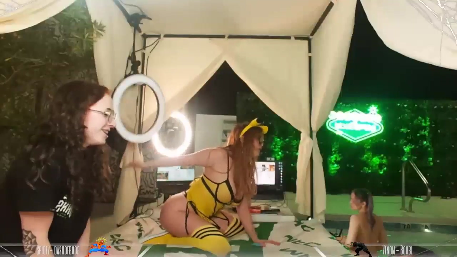 Gallery image thumbnail from Dashy's myfreecams stream on, 05/21/2024, 09:23 image 10 of 20