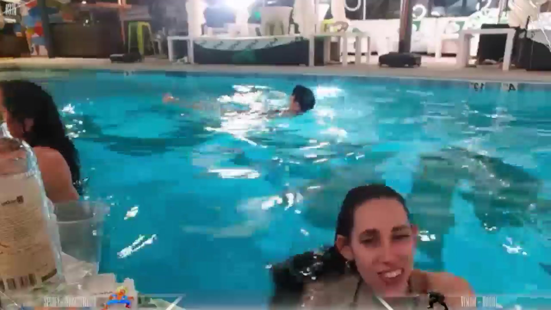 Gallery image thumbnail from Dashy's myfreecams stream on, 05/21/2024, 13:00 image 16 of 20