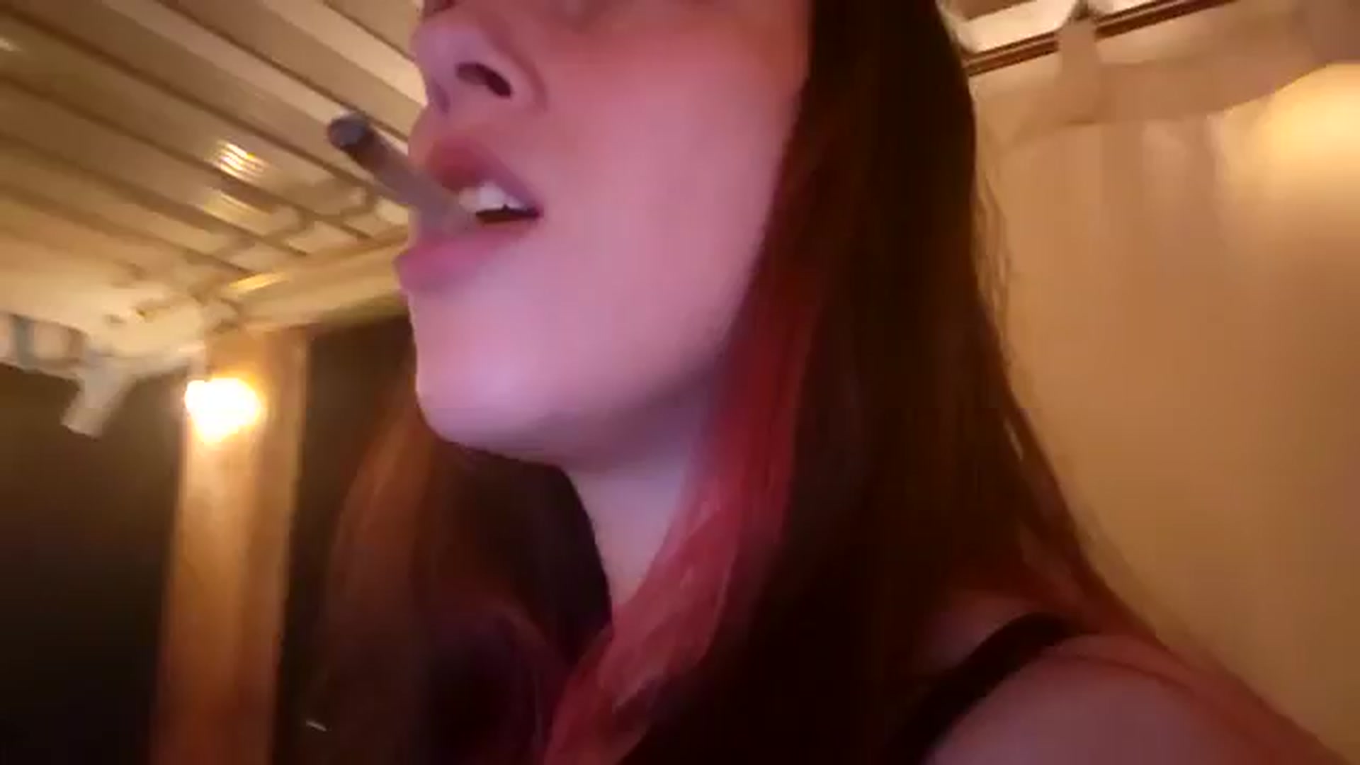 Gallery image thumbnail from Dashy's myfreecams stream on, 08/10/2024, 07:01 image 10 of 20