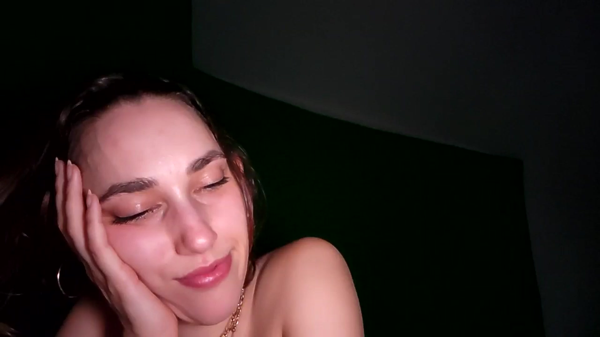 Gallery image thumbnail from Dashy's myfreecams stream on, 09/28/2024, 08:05 image 20 of 20